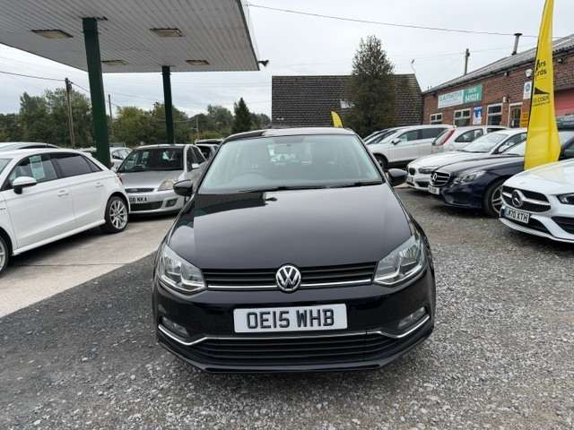 A 2015 VOLKSWAGEN POLO SE A 2015 VOLKSWAGEN POLO SE