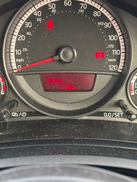 2014 VOLKSWAGEN UP 2014 VOLKSWAGEN UP