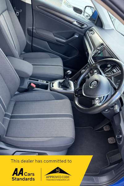 2019 VOLKSWAGEN T-ROC 2019 VOLKSWAGEN T-ROC