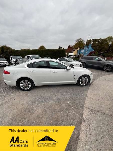 2015 JAGUAR XF 2015 JAGUAR XF