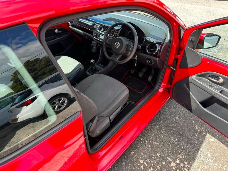 2013 VOLKSWAGEN UP 2013 VOLKSWAGEN UP