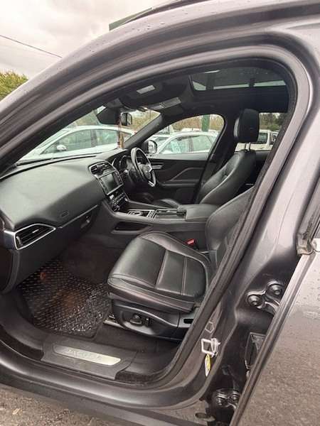 2017 JAGUAR F-PACE 2017 JAGUAR F-PACE