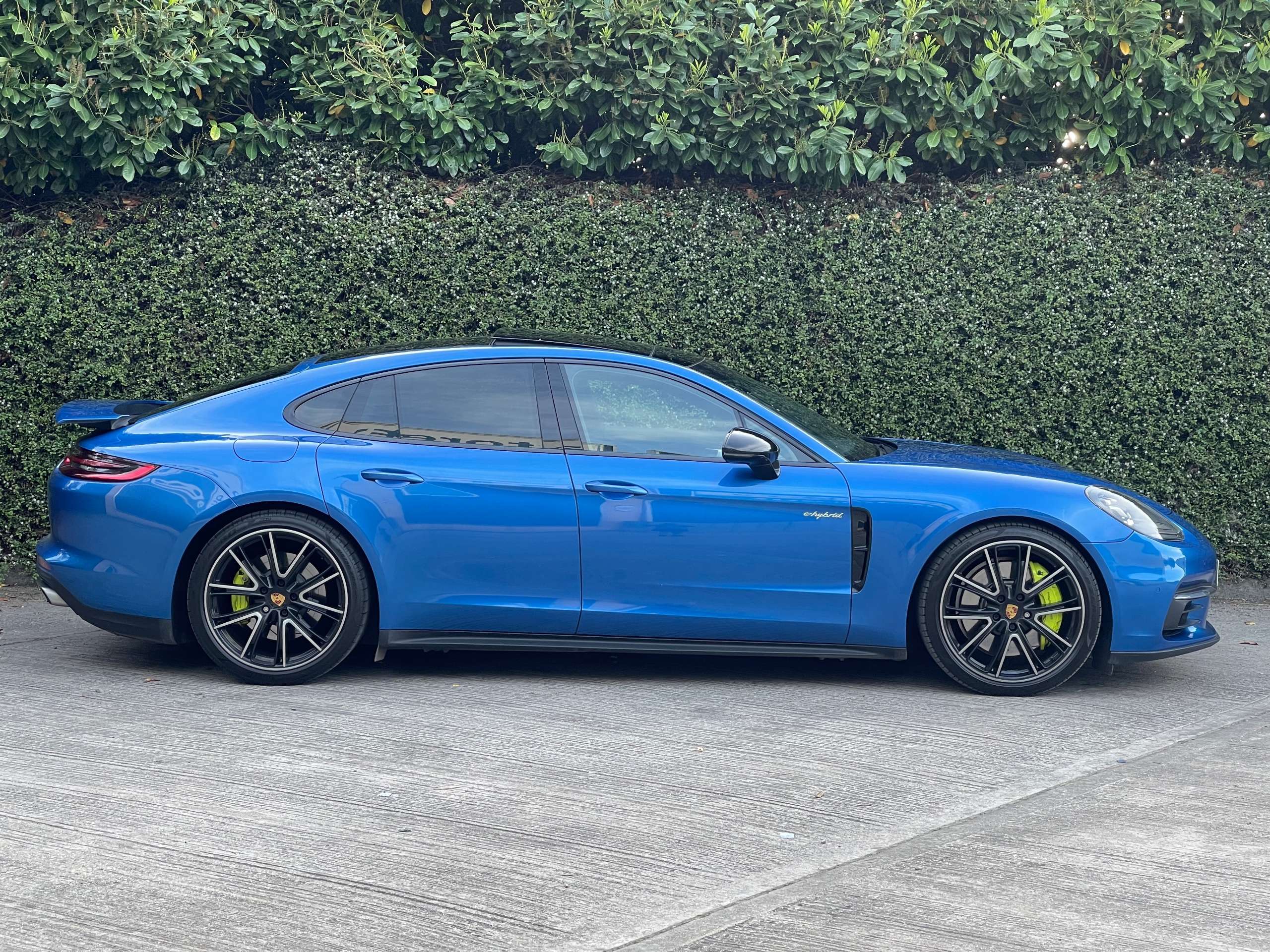 null PORSCHE PANAMERA null PORSCHE PANAMERA