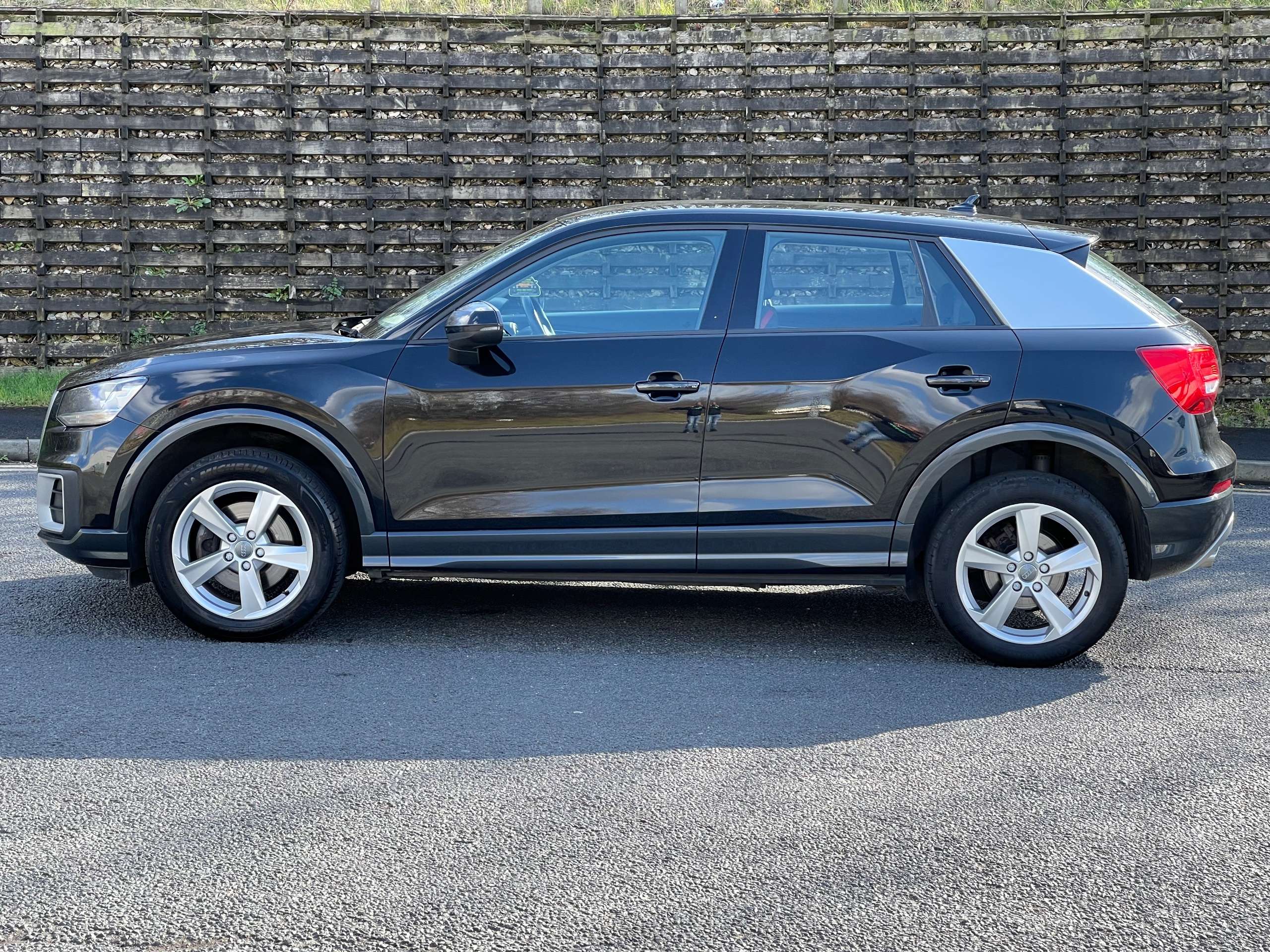2017 AUDI Q2 2017 AUDI Q2
