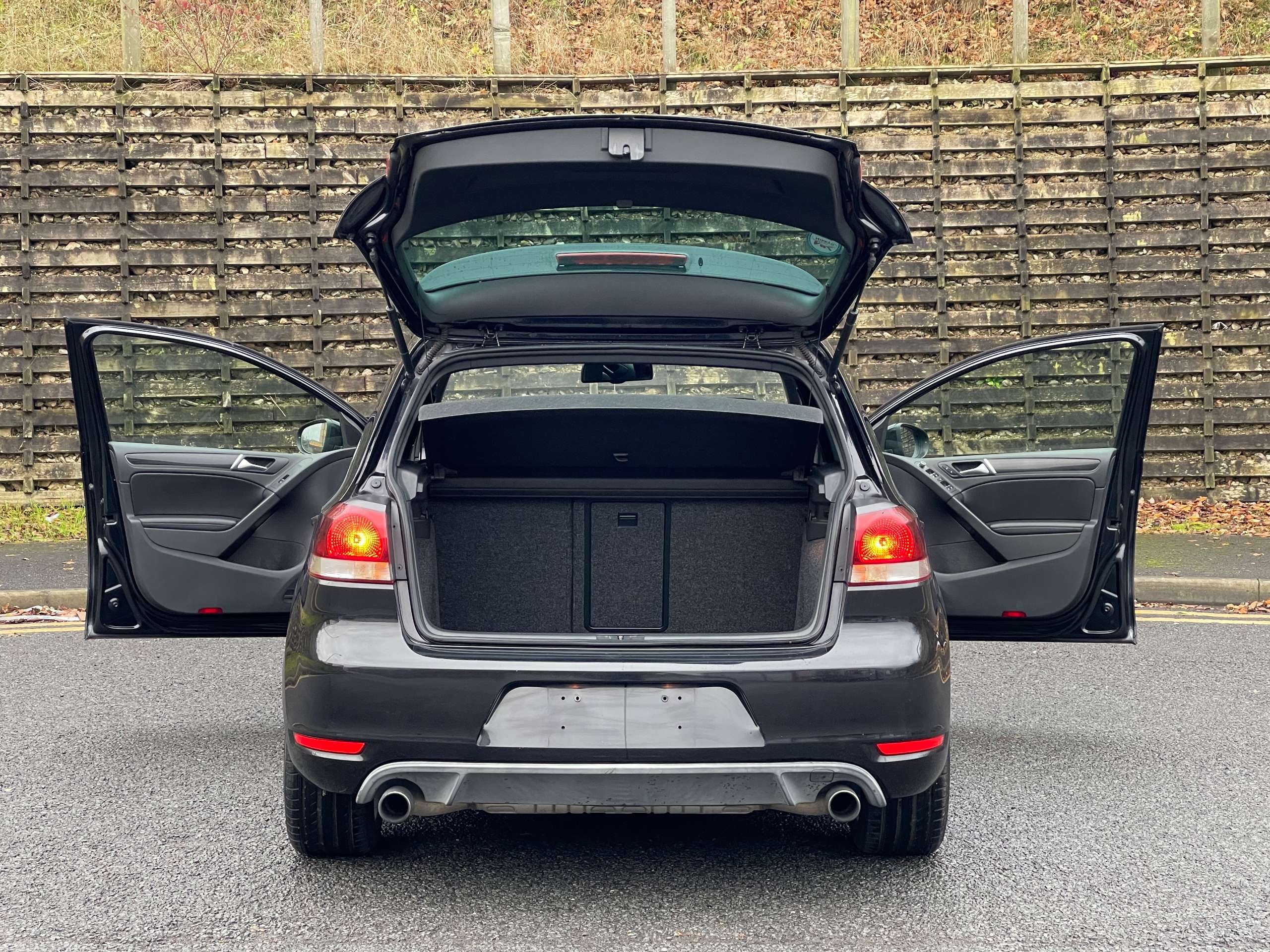 2011 VOLKSWAGEN GOLF GTI 2011 VOLKSWAGEN GOLF GTI