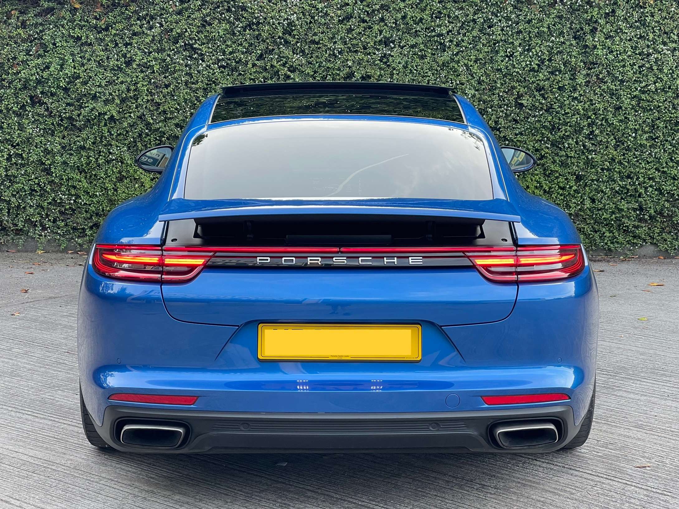 null PORSCHE PANAMERA null PORSCHE PANAMERA