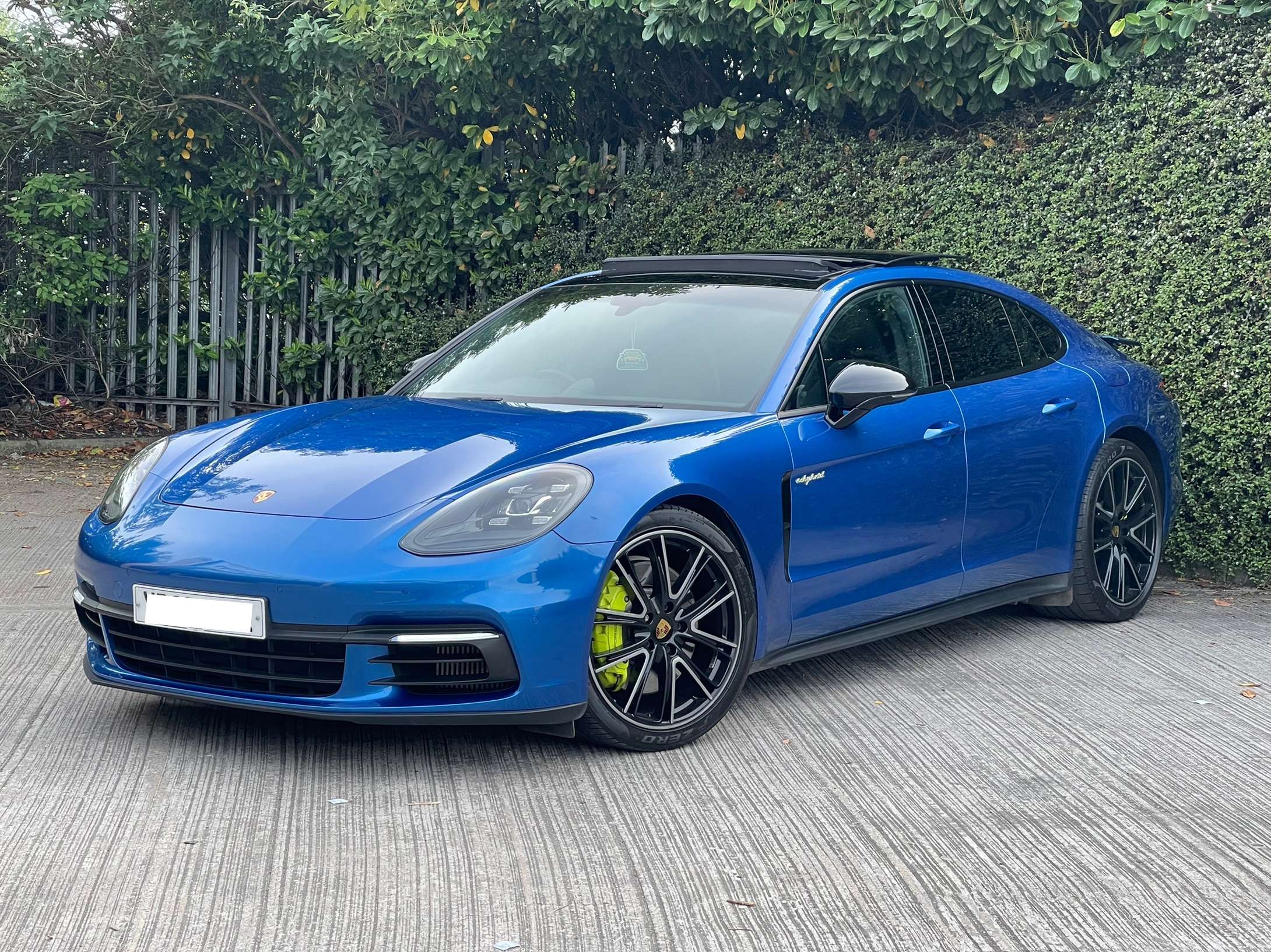 null PORSCHE PANAMERA null PORSCHE PANAMERA