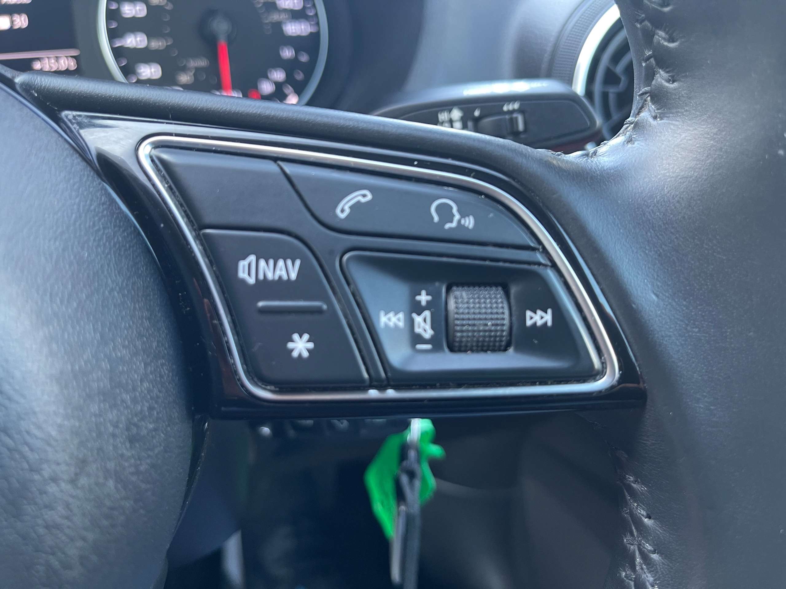 2017 AUDI Q2 2017 AUDI Q2