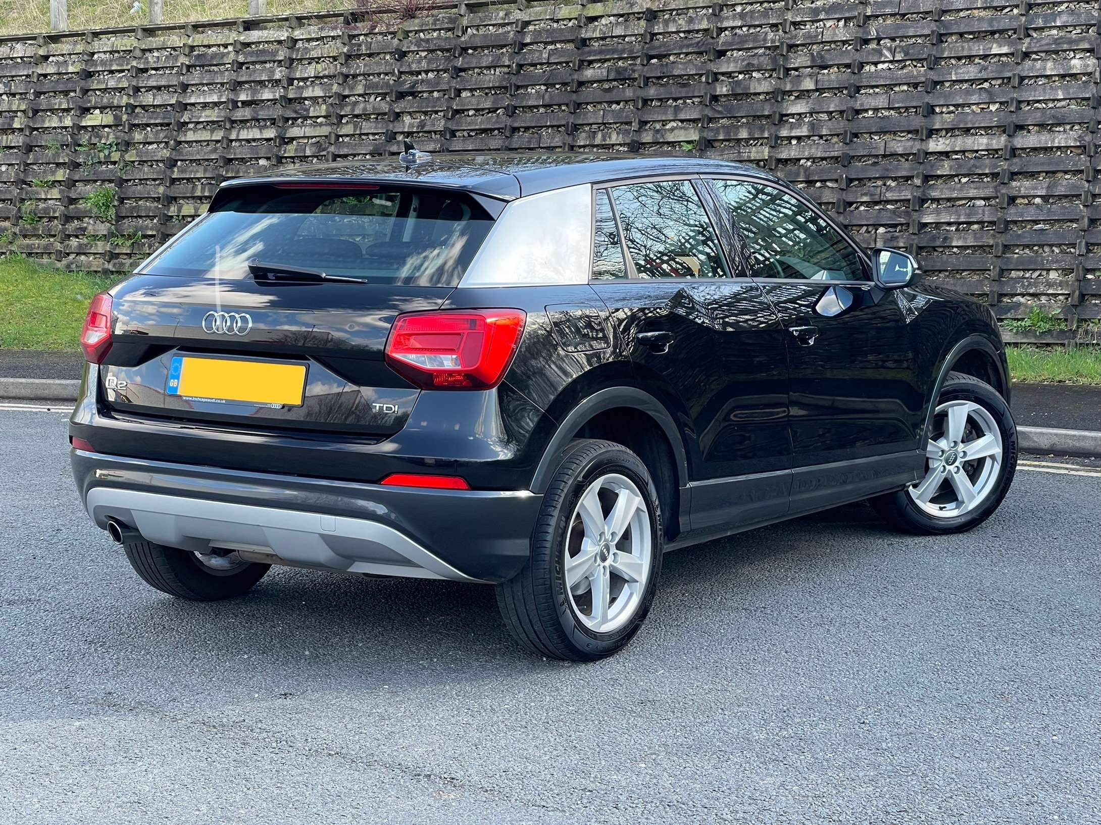 2017 AUDI Q2 2017 AUDI Q2