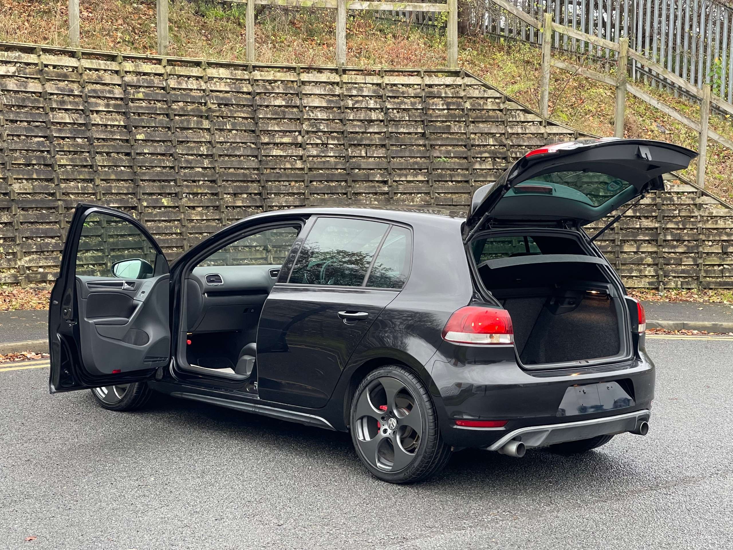 2011 VOLKSWAGEN GOLF GTI 2011 VOLKSWAGEN GOLF GTI