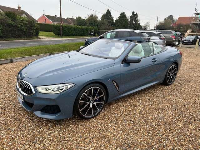 A 2020 BMW 8 SERIES 3.0 840i Convertible 2dr Petrol Steptronic Euro 6 (s/s) (340 ps) A 2020 BMW 8 SERIES 3.0 840i Convertible 2dr Petrol Steptronic Euro 6 (s/s) (340 ps)