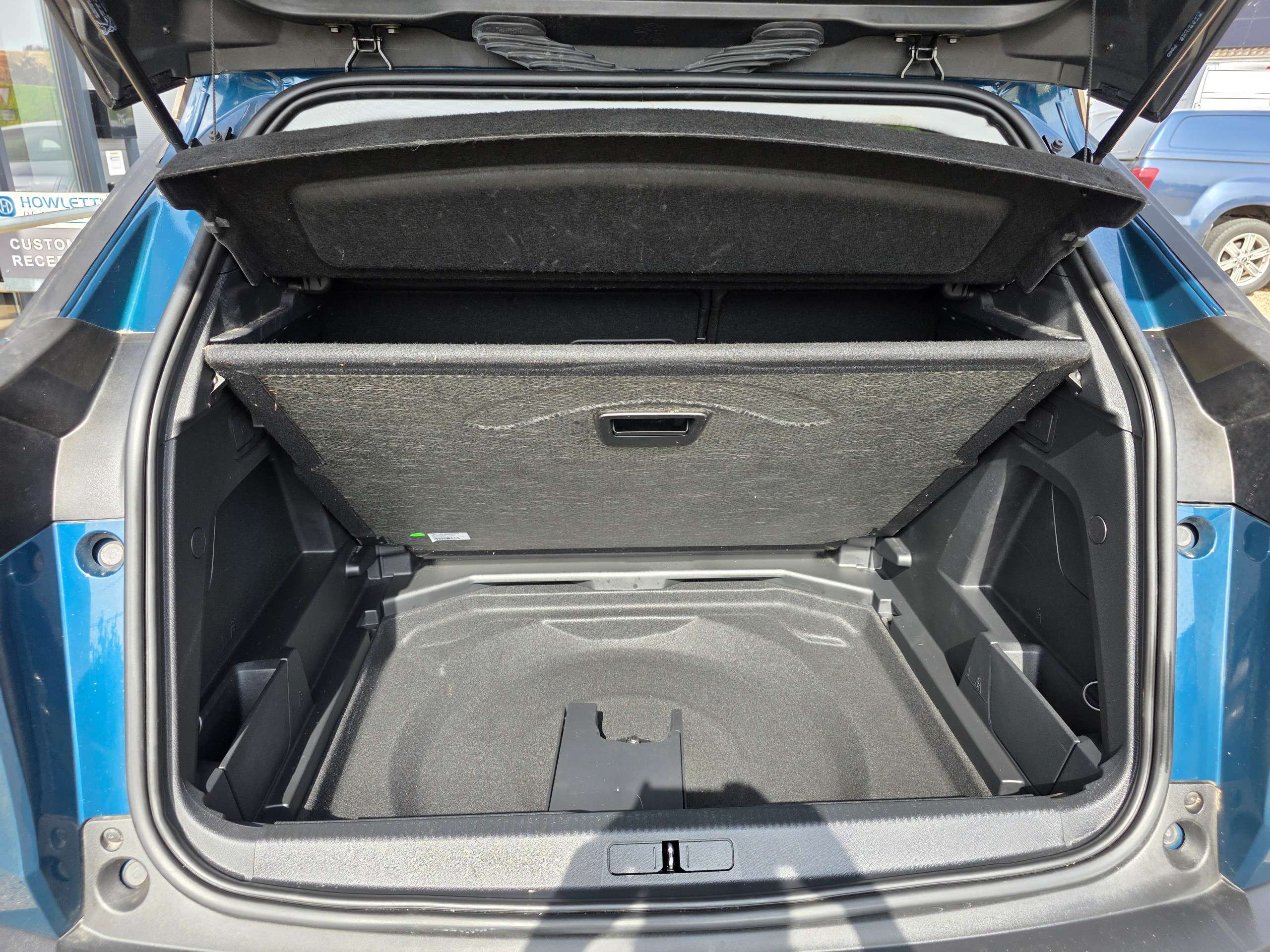 2022 PEUGEOT 3008 2022 PEUGEOT 3008