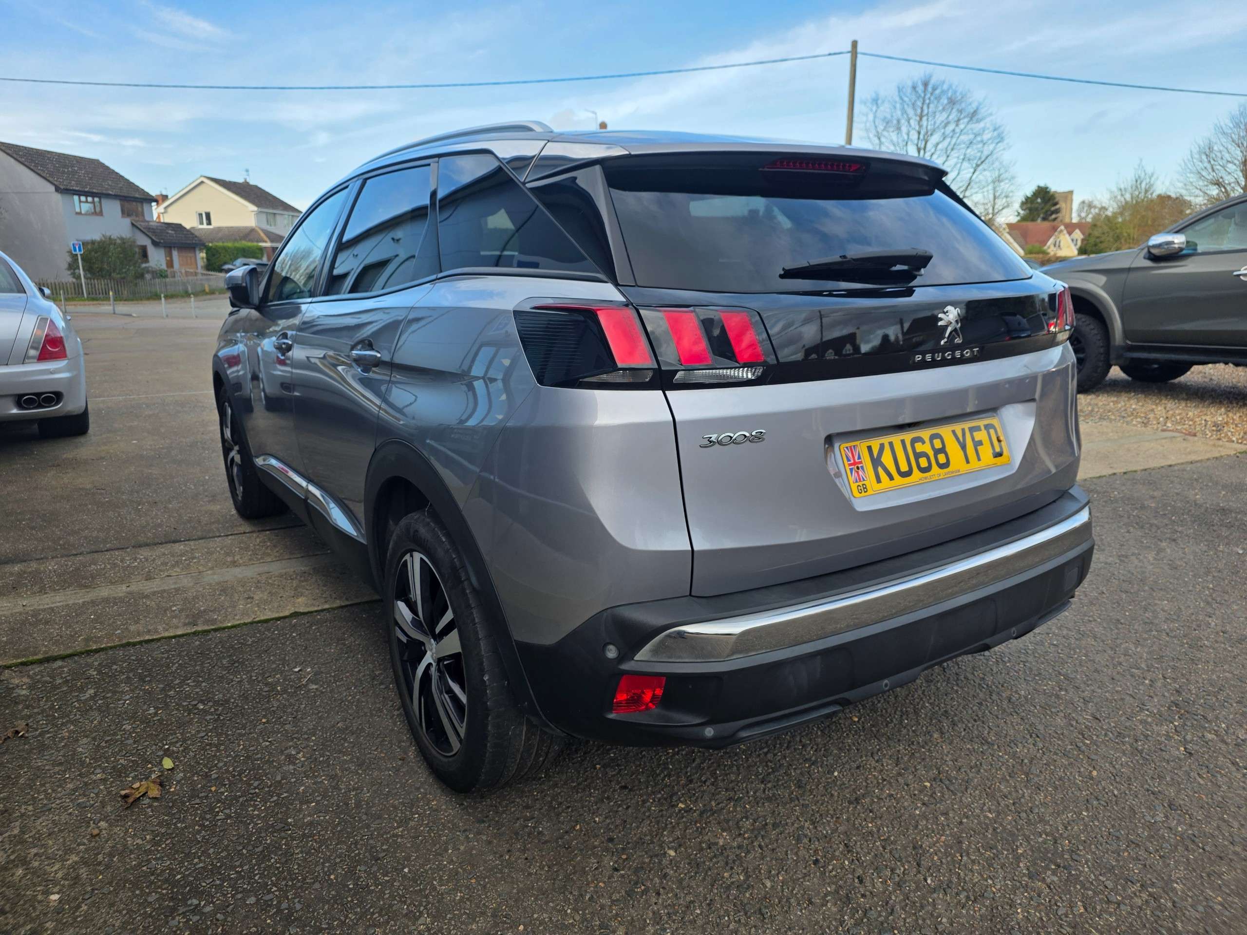 2018 PEUGEOT 3008 2018 PEUGEOT 3008