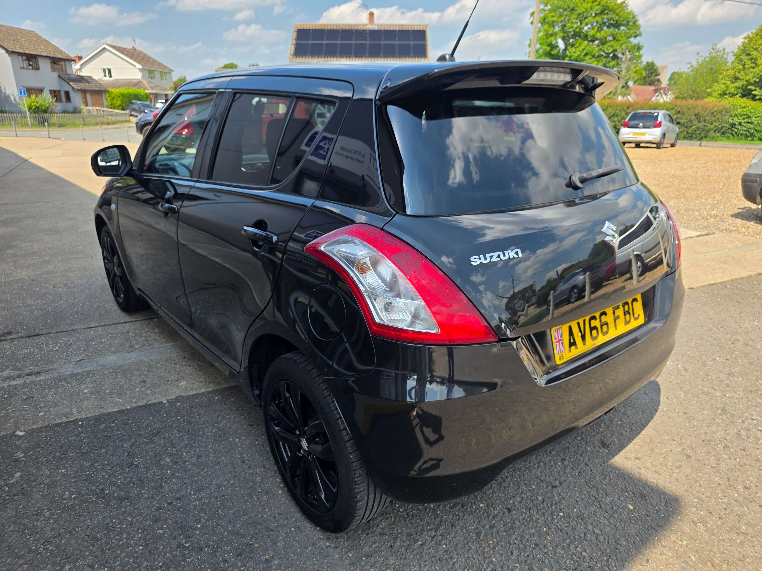 2016 SUZUKI SWIFT 2016 SUZUKI SWIFT