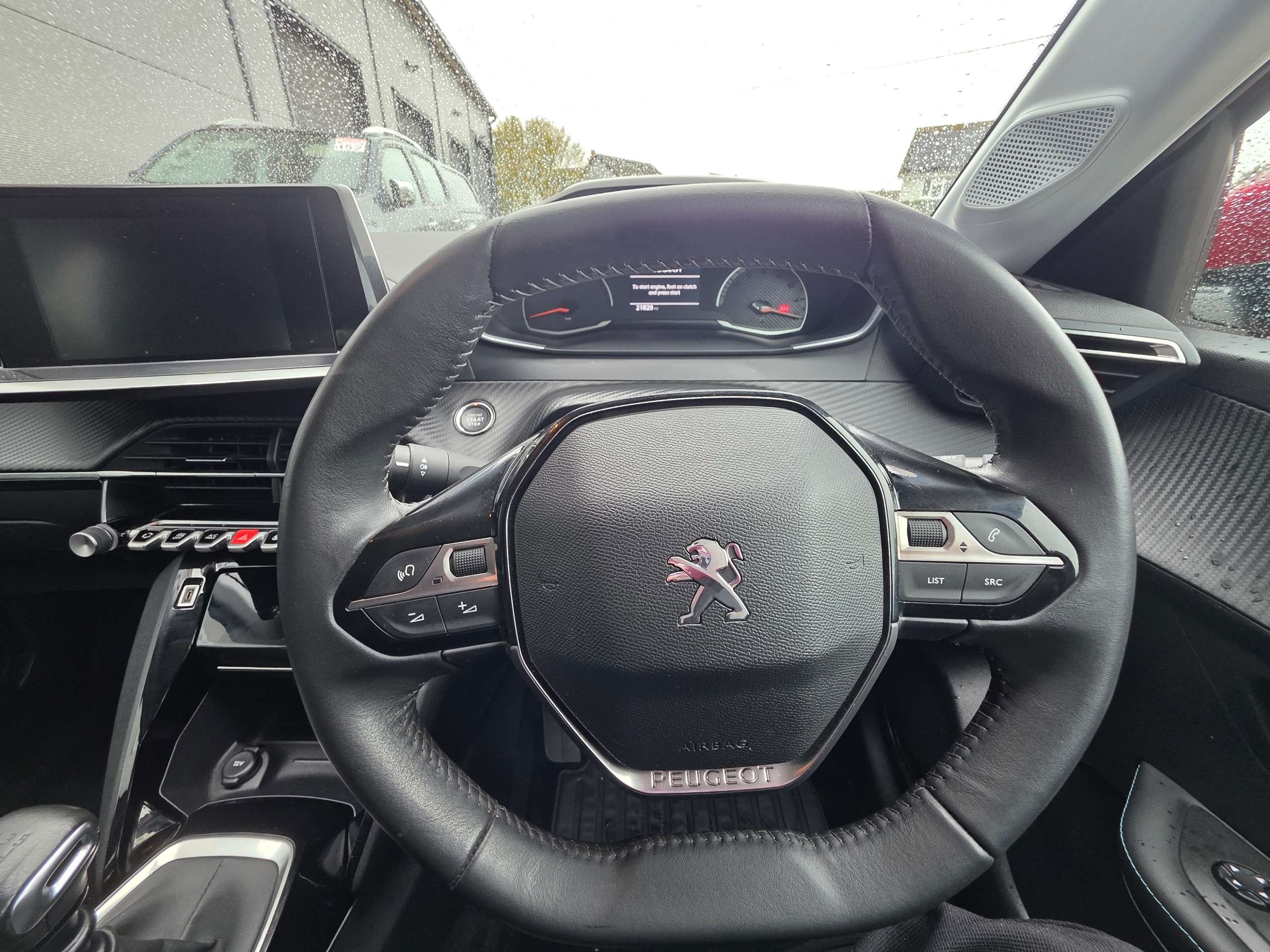 2021 PEUGEOT 208 2021 PEUGEOT 208