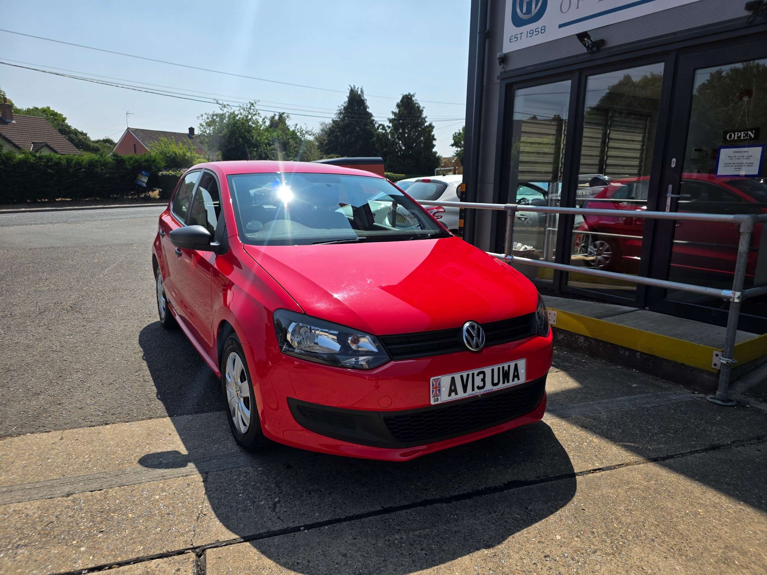 A 2013 VOLKSWAGEN POLO 1.2 S Hatchback 5dr Petrol Manual Euro 5 (70 ps) A 2013 VOLKSWAGEN POLO 1.2 S Hatchback 5dr Petrol Manual Euro 5 (70 ps)