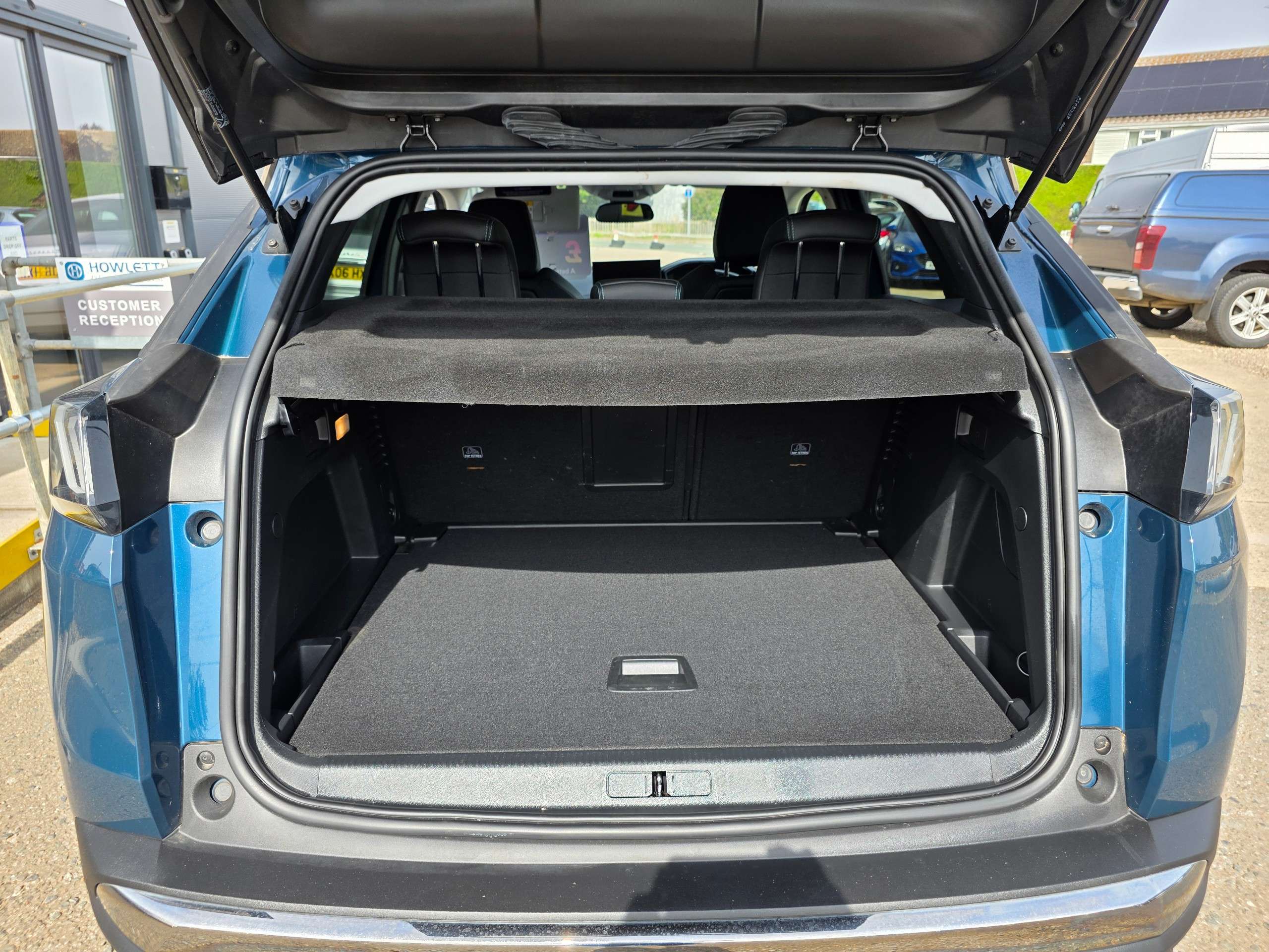 2022 PEUGEOT 3008 2022 PEUGEOT 3008