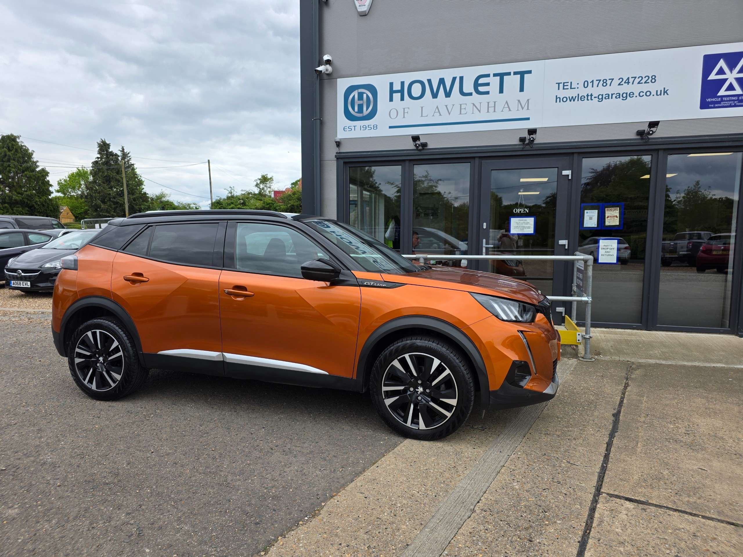 A 2020 PEUGEOT 2008 1.2 PureTech GT Line SUV 5dr Petrol EAT Euro 6 (s/s) (130 ps) A 2020 PEUGEOT 2008 1.2 PureTech GT Line SUV 5dr Petrol EAT Euro 6 (s/s) (130 ps)