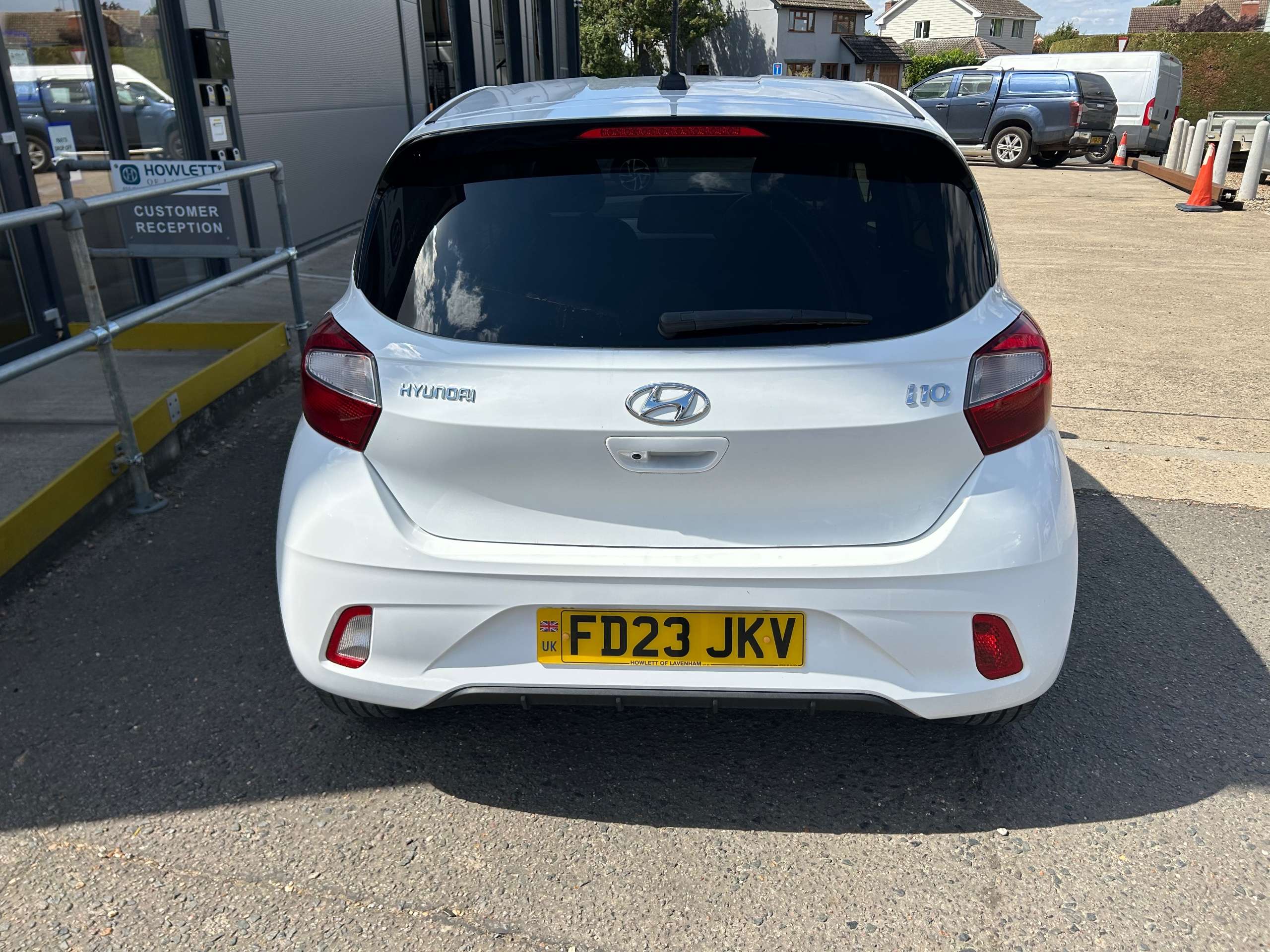 2023 HYUNDAI I10 2023 HYUNDAI I10