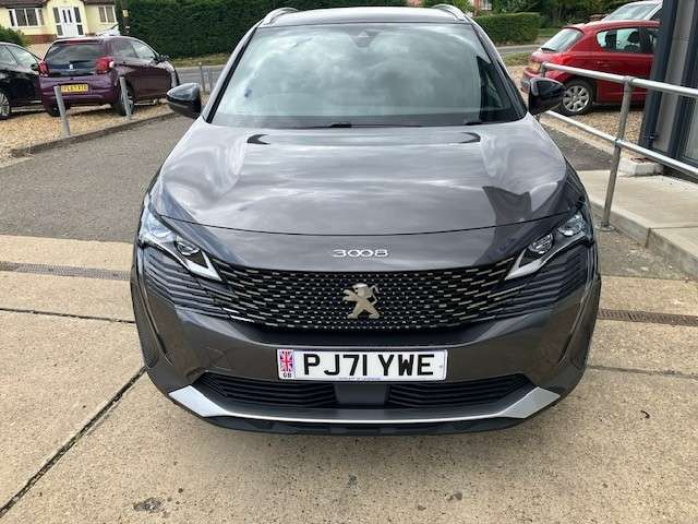 2022 PEUGEOT 3008 2022 PEUGEOT 3008