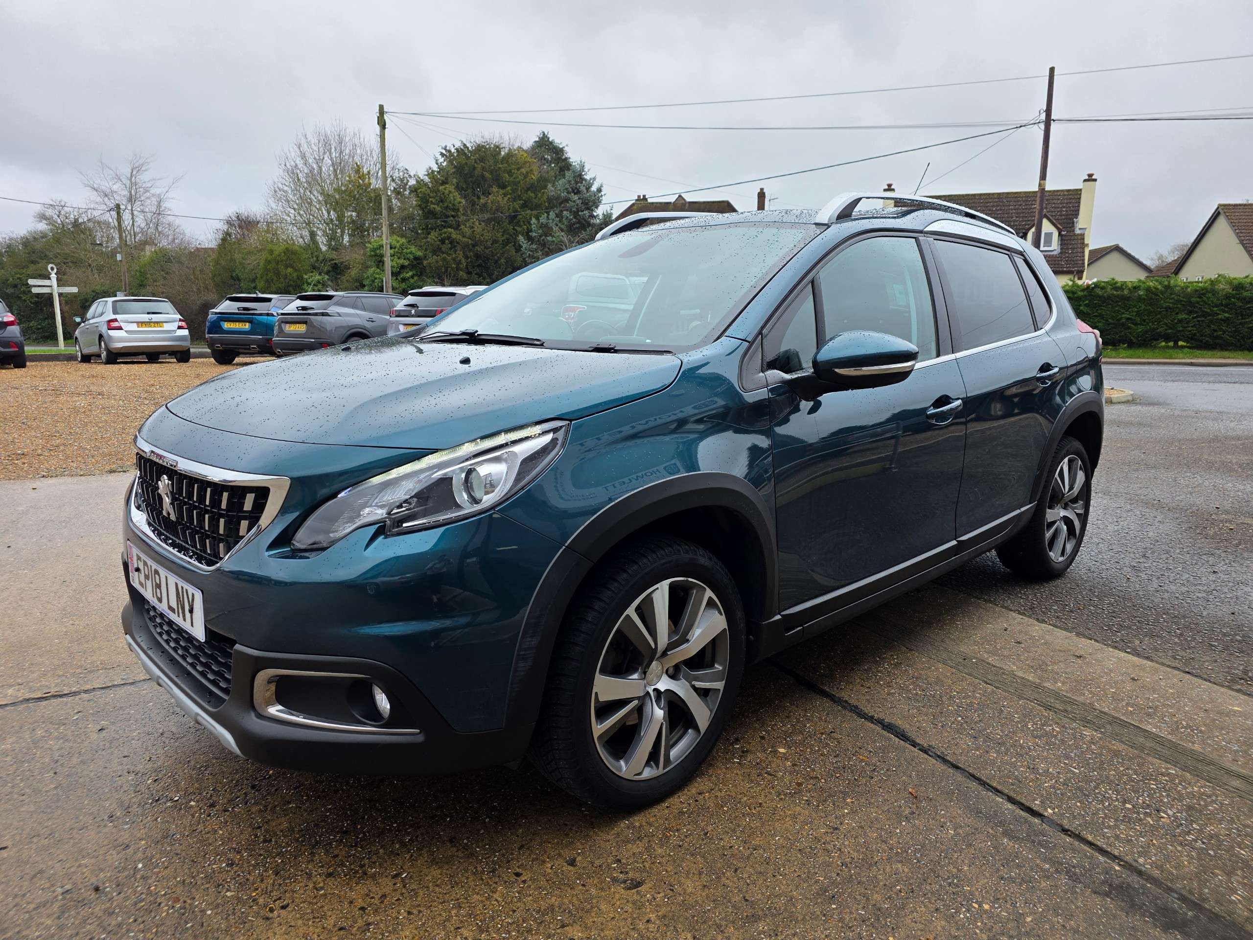 A 2018 PEUGEOT 2008 1.2 PureTech Allure SUV 5dr Petrol EAT Euro 6 (s/s) (110 ps) A 2018 PEUGEOT 2008 1.2 PureTech Allure SUV 5dr Petrol EAT Euro 6 (s/s) (110 ps)