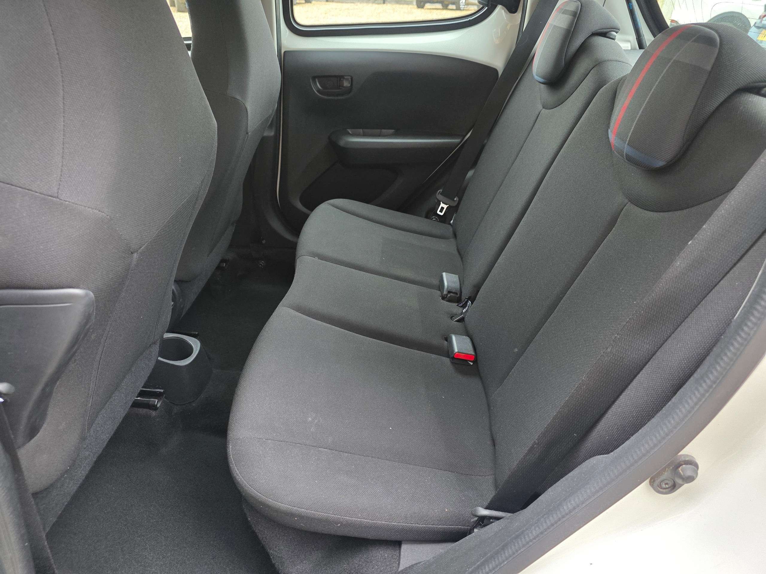 2016 PEUGEOT 108 2016 PEUGEOT 108