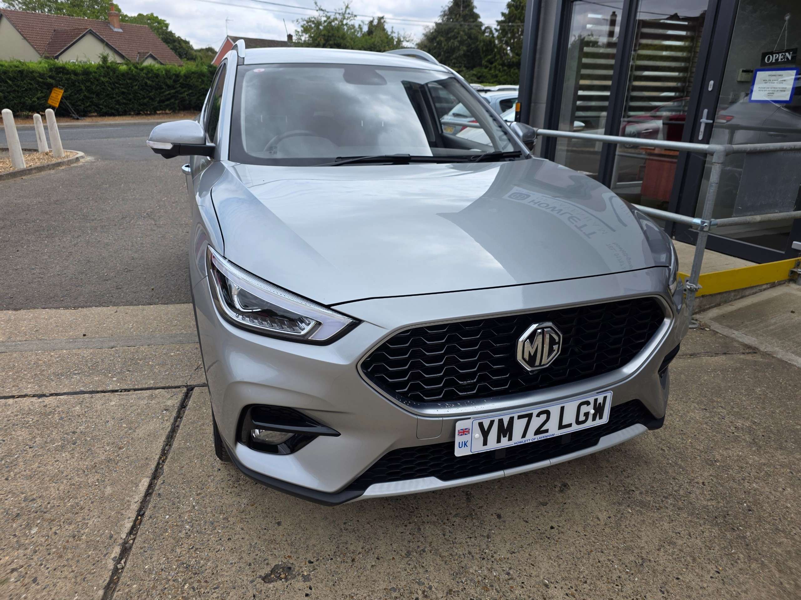 A 2023 MG ZS 1.5 VTi-TECH Exclusive SUV 5dr Petrol Manual Euro 6 (s/s) (106 ps) A 2023 MG ZS 1.5 VTi-TECH Exclusive SUV 5dr Petrol Manual Euro 6 (s/s) (106 ps)