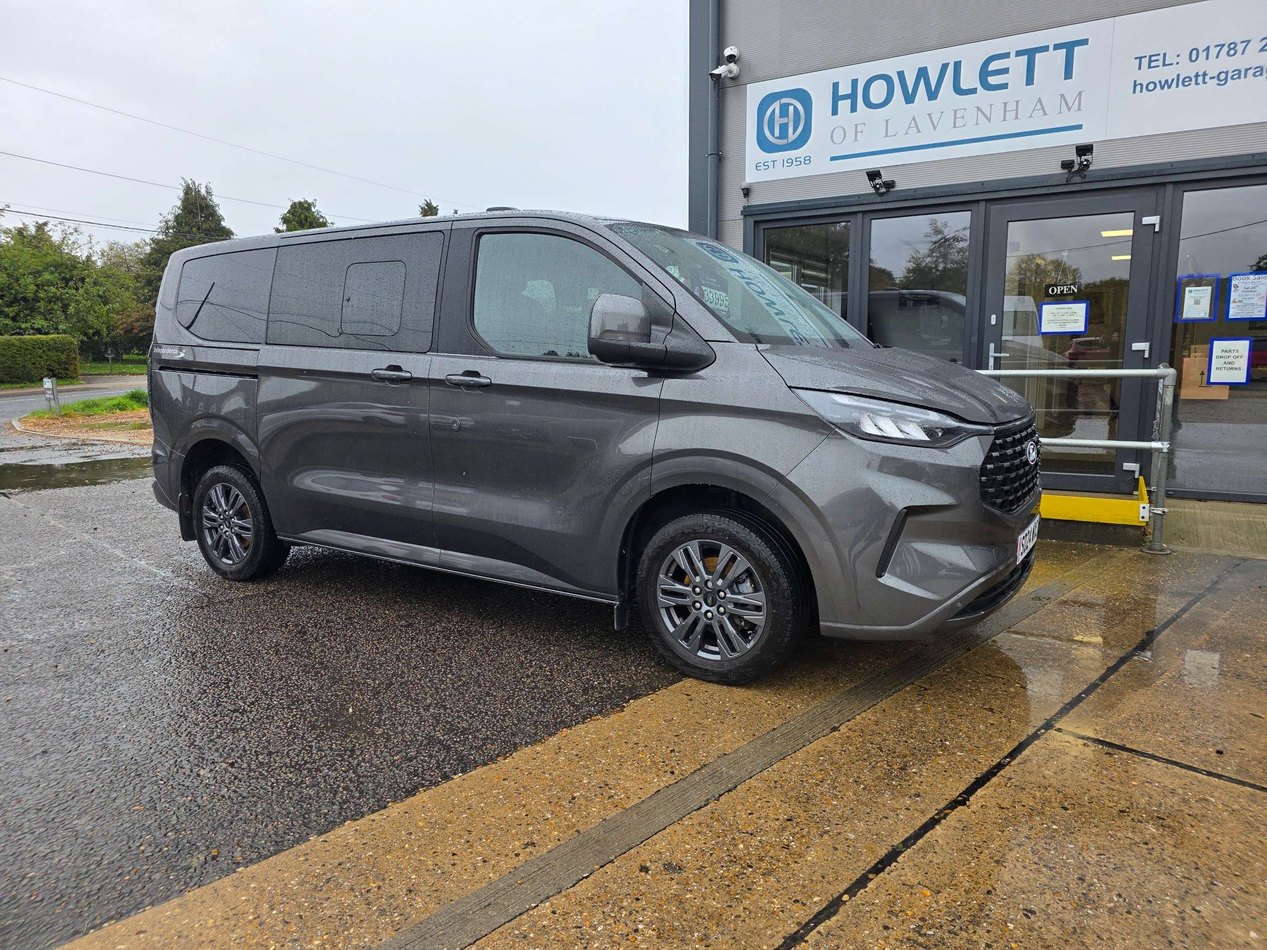 A 2024 FORD TOURNEO CUSTOM 2.0 320 EcoBlue Titanium Luxe Minibus Double Cab 5dr Diesel Manual L1 Euro 6 (s/s) (136 ps) A 2024 FORD TOURNEO CUSTOM 2.0 320 EcoBlue Titanium Luxe Minibus Double Cab 5dr Diesel Manual L1 Euro 6 (s/s) (136 ps)