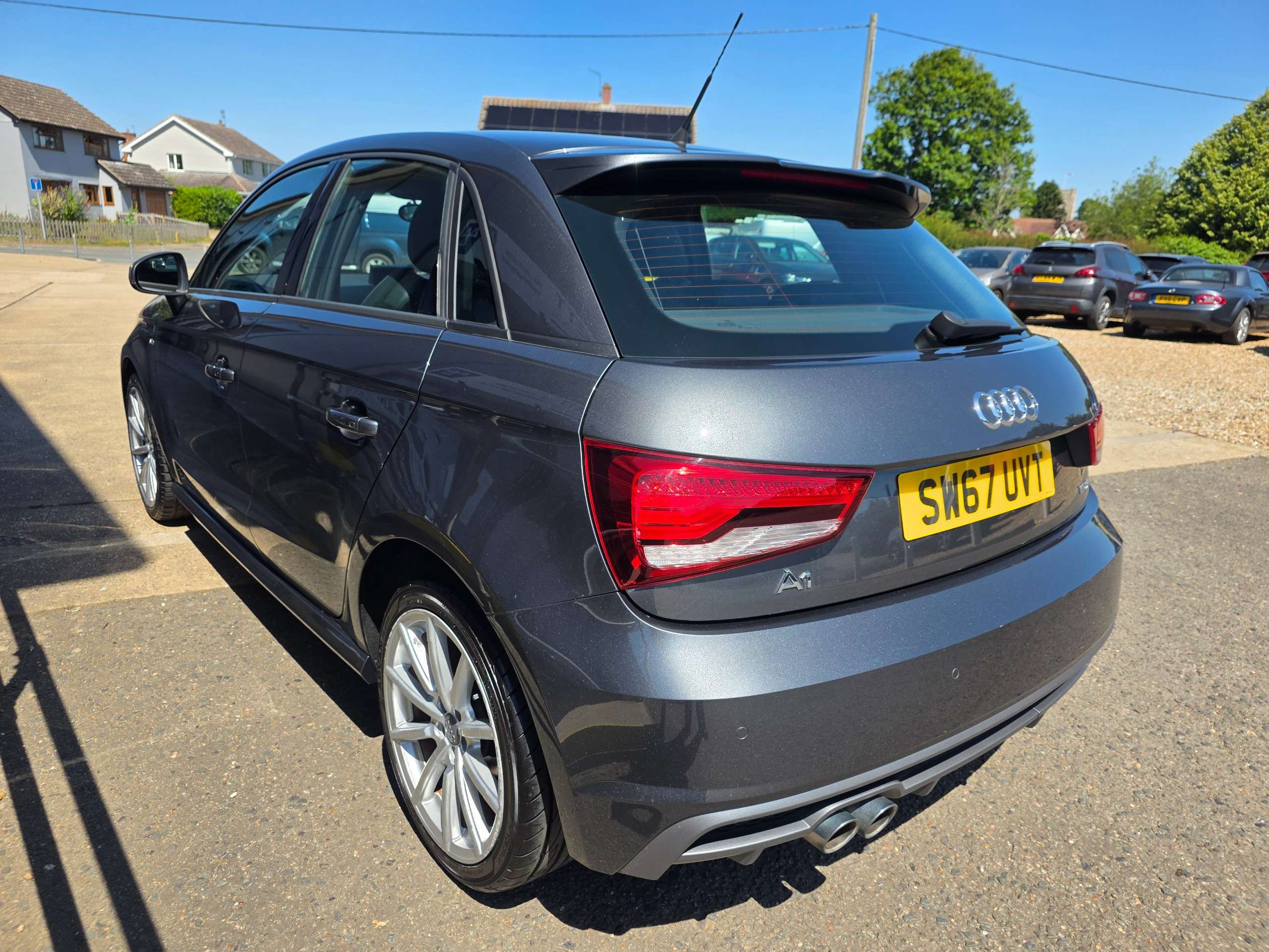 2018 AUDI A1 2018 AUDI A1