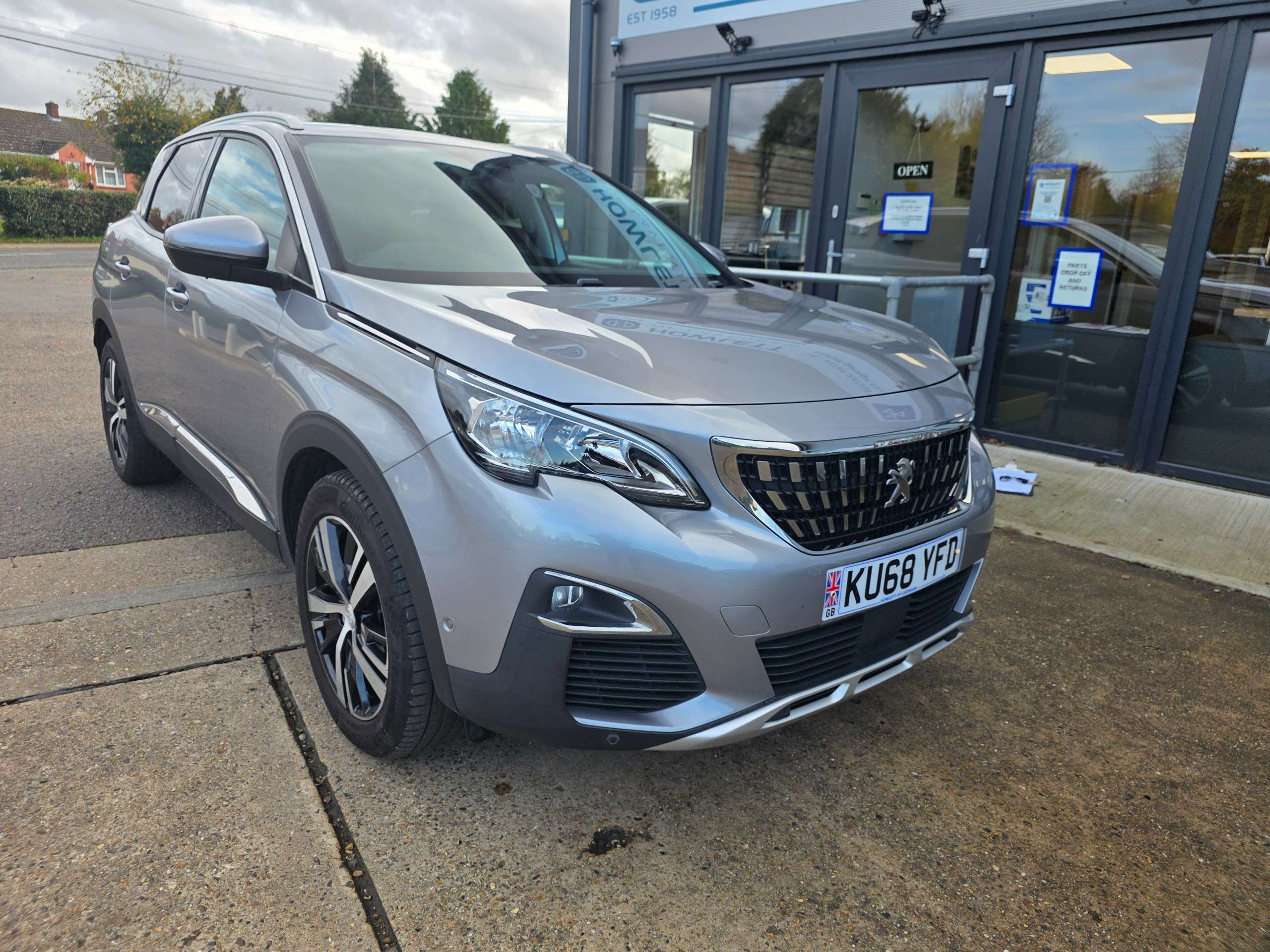 2018 PEUGEOT 3008 2018 PEUGEOT 3008
