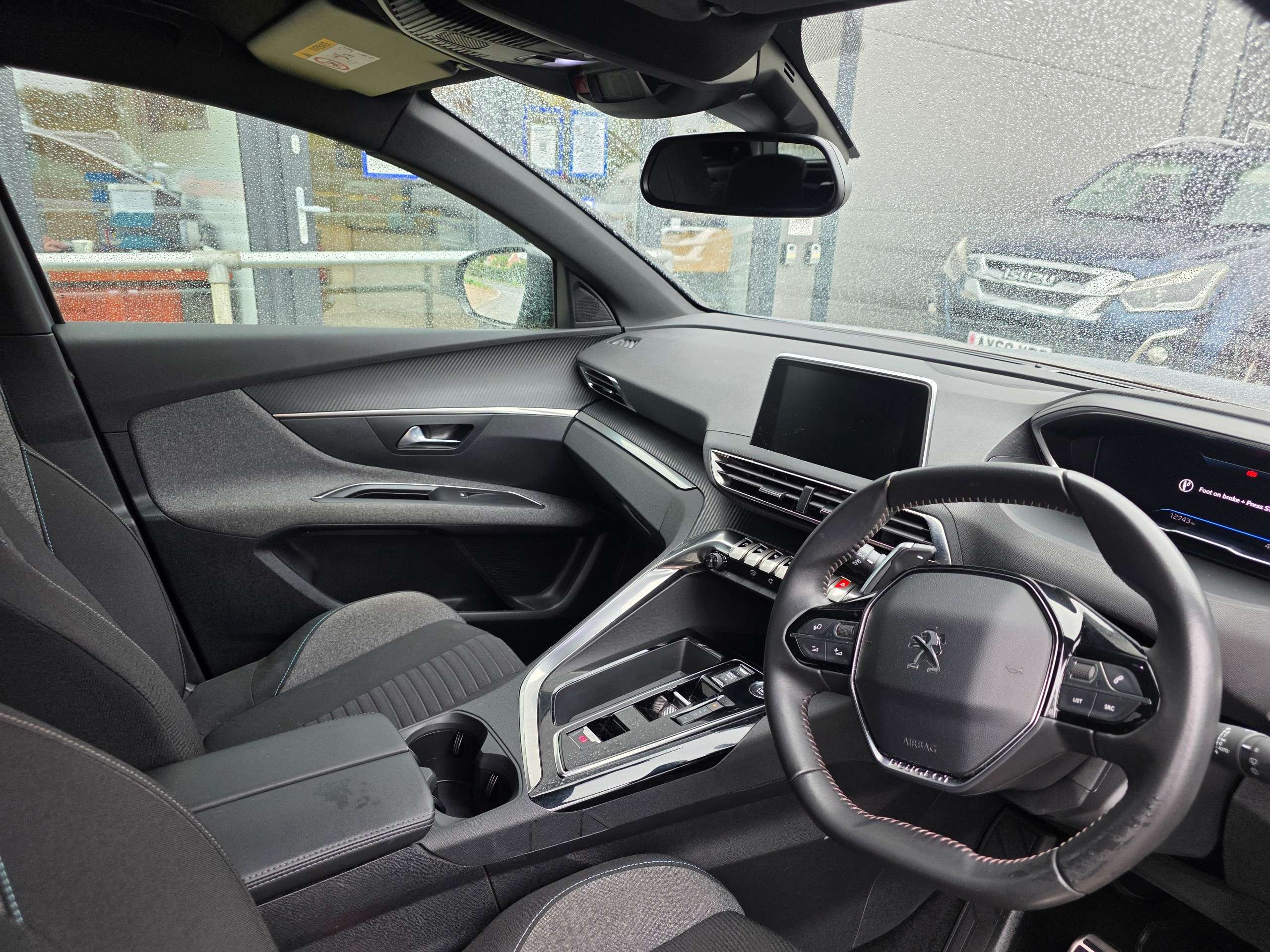 2023 PEUGEOT 3008 2023 PEUGEOT 3008