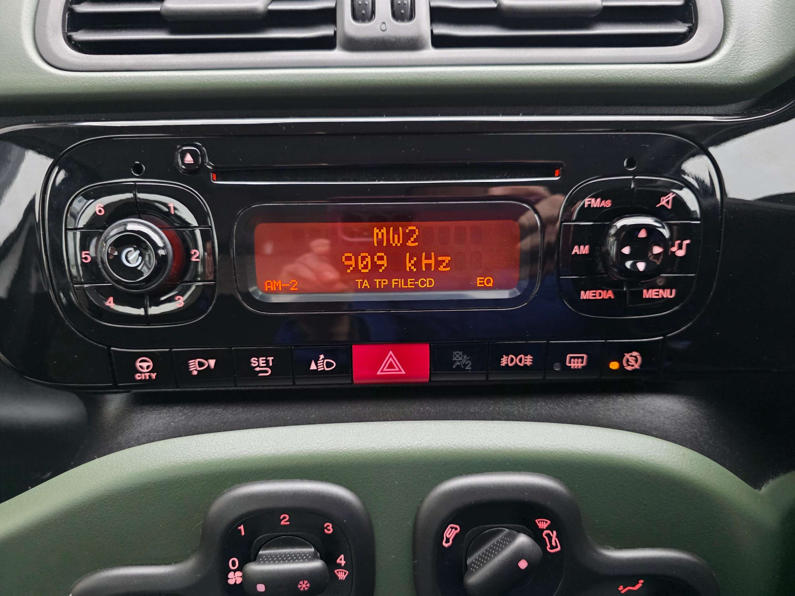 2014 FIAT PANDA 2014 FIAT PANDA