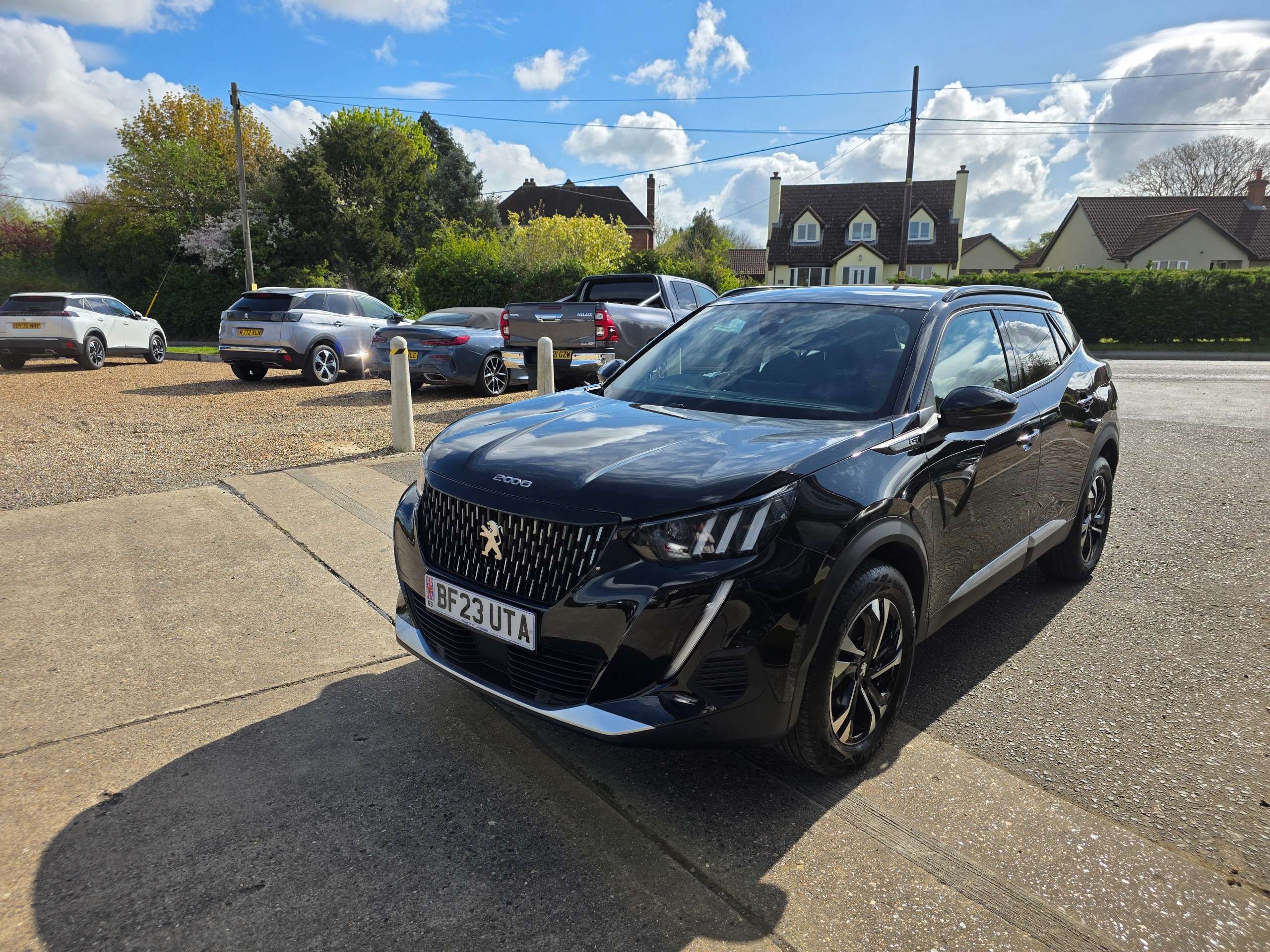 2023 PEUGEOT 2008 2023 PEUGEOT 2008
