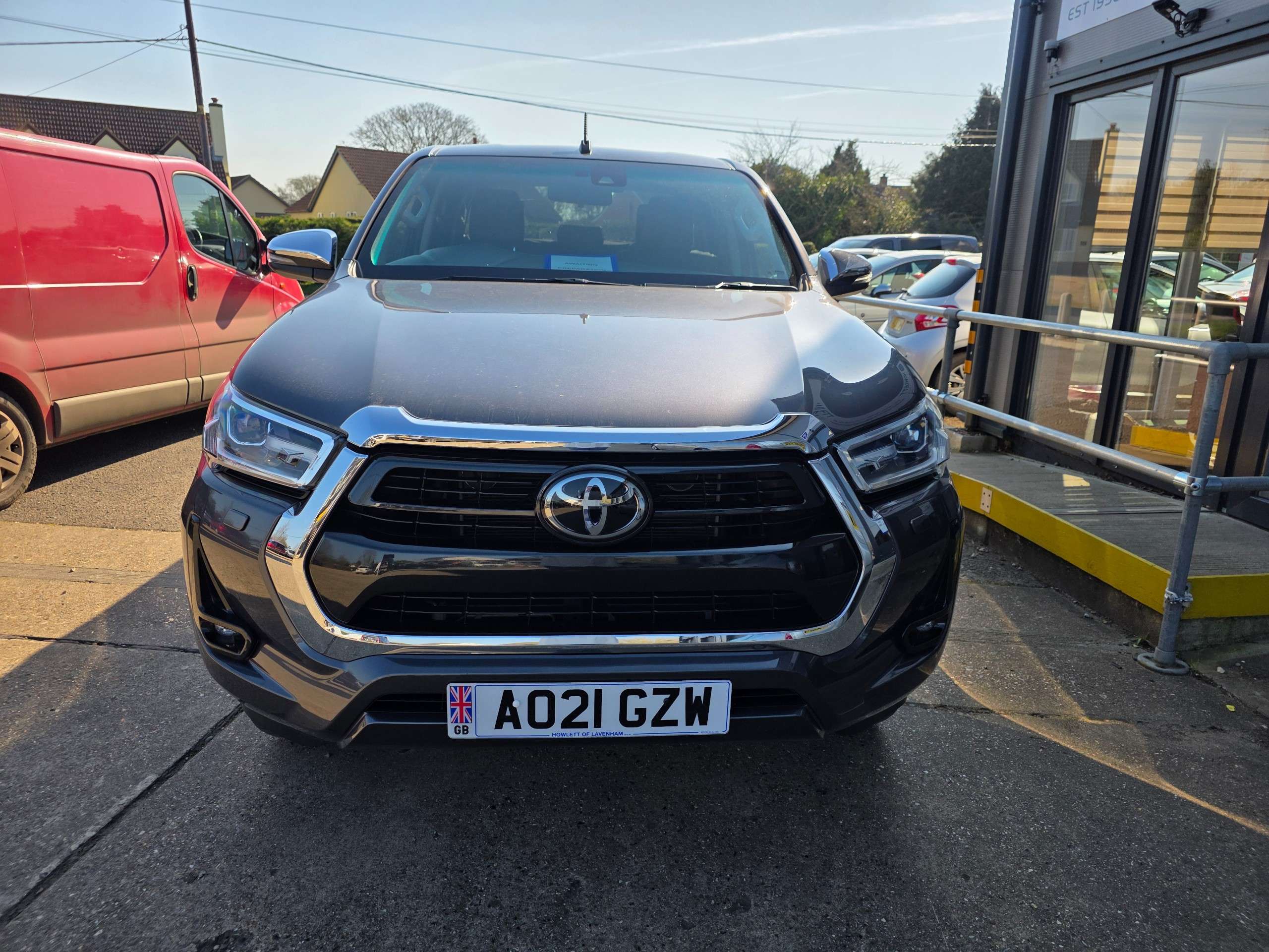 A 2021 TOYOTA HILUX 2.4 D-4D Invincible Pickup Double Cab 4dr Diesel Auto 4WD Euro 6 (s/s) (150 ps) A 2021 TOYOTA HILUX 2.4 D-4D Invincible Pickup Double Cab 4dr Diesel Auto 4WD Euro 6 (s/s) (150 ps)