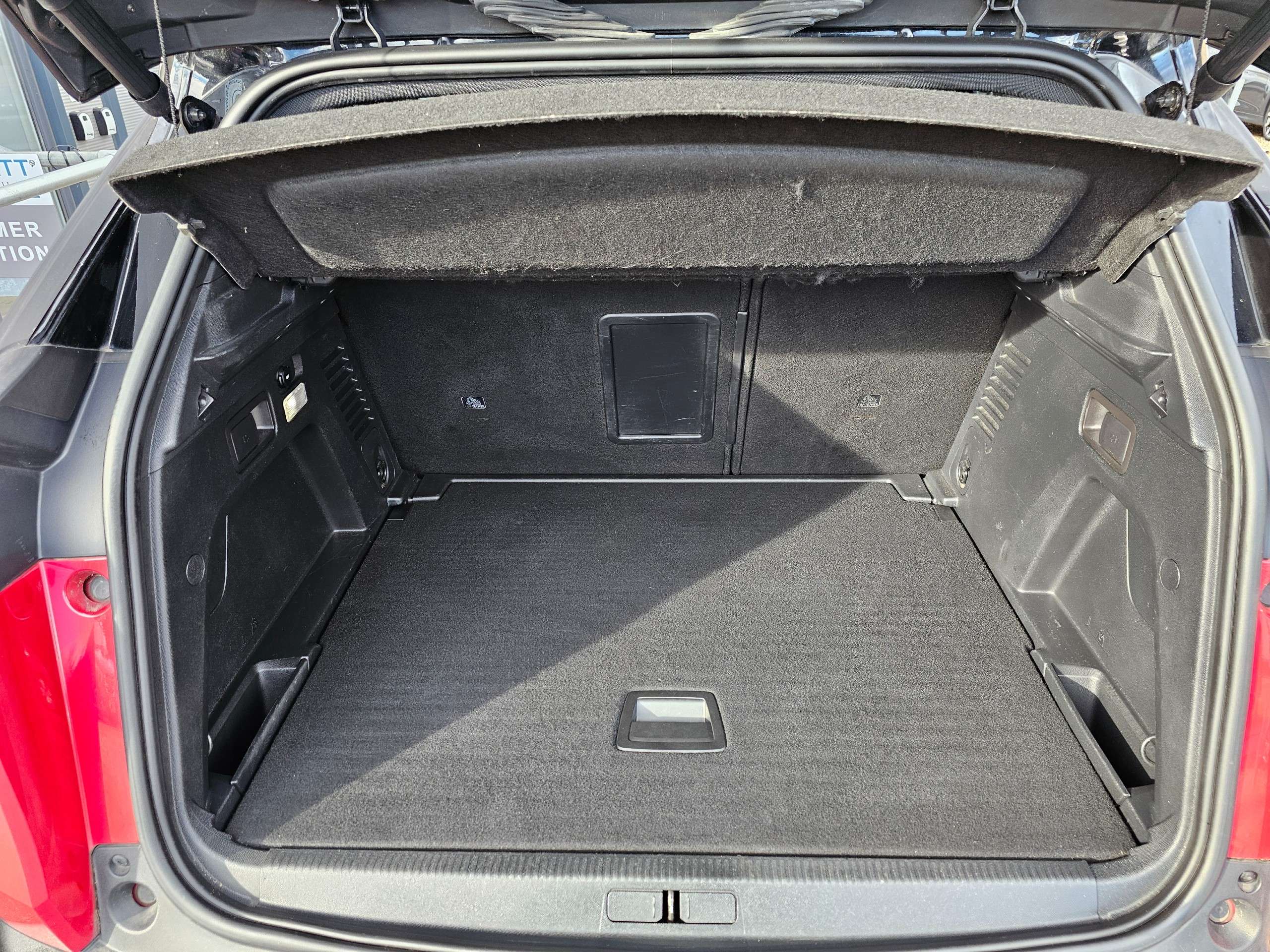 2019 PEUGEOT 3008 2019 PEUGEOT 3008