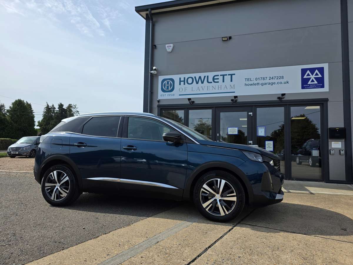 Check out this Peugeot 3008 2022 Petrol Manual