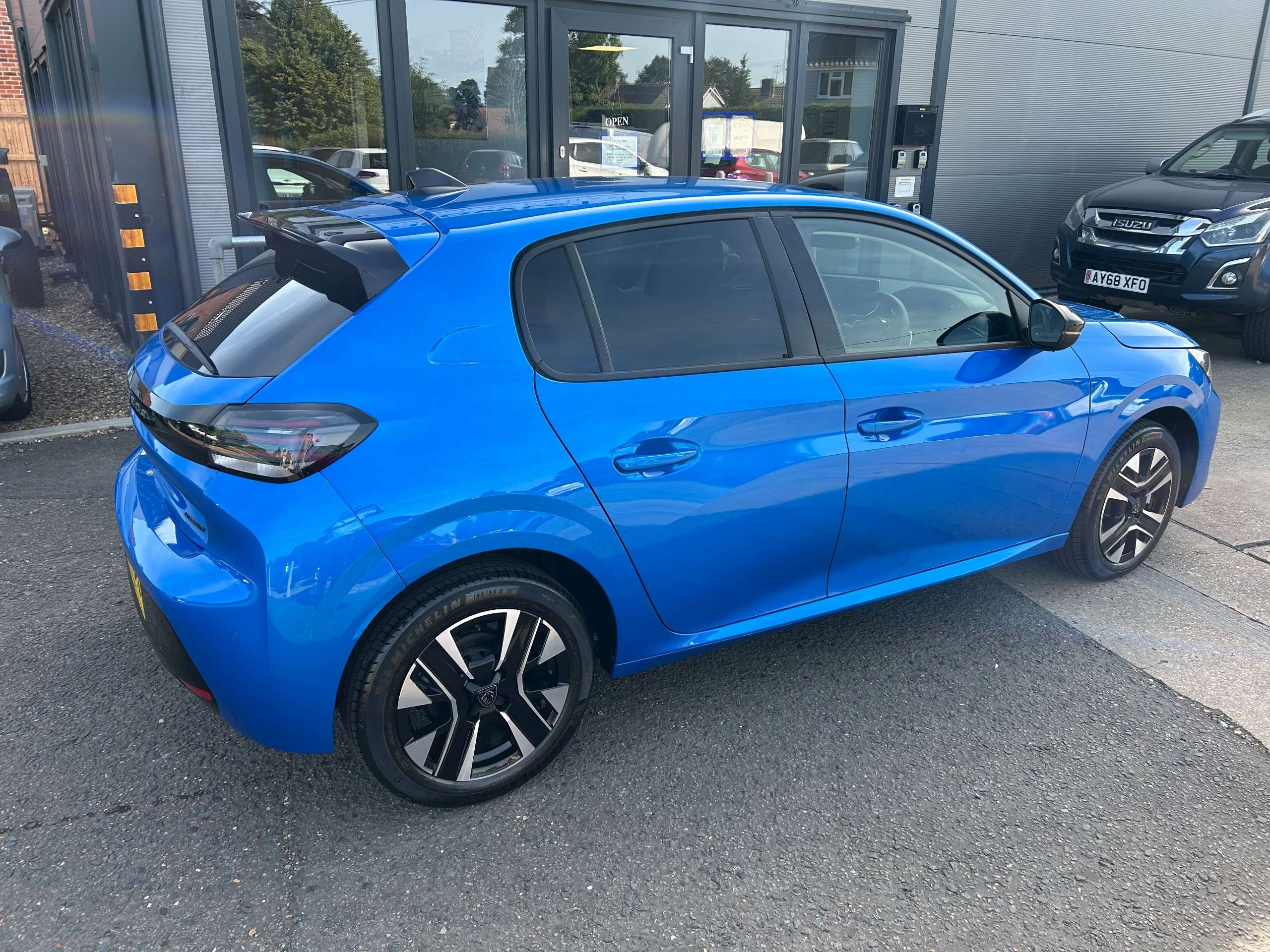 A 2026 PEUGEOT 208 1.2 Allure Hatchback 5dr Petrol Hybrid e-DSC6 Euro 6 (s/s) (110 ps) A 2026 PEUGEOT 208 1.2 Allure Hatchback 5dr Petrol Hybrid e-DSC6 Euro 6 (s/s) (110 ps)