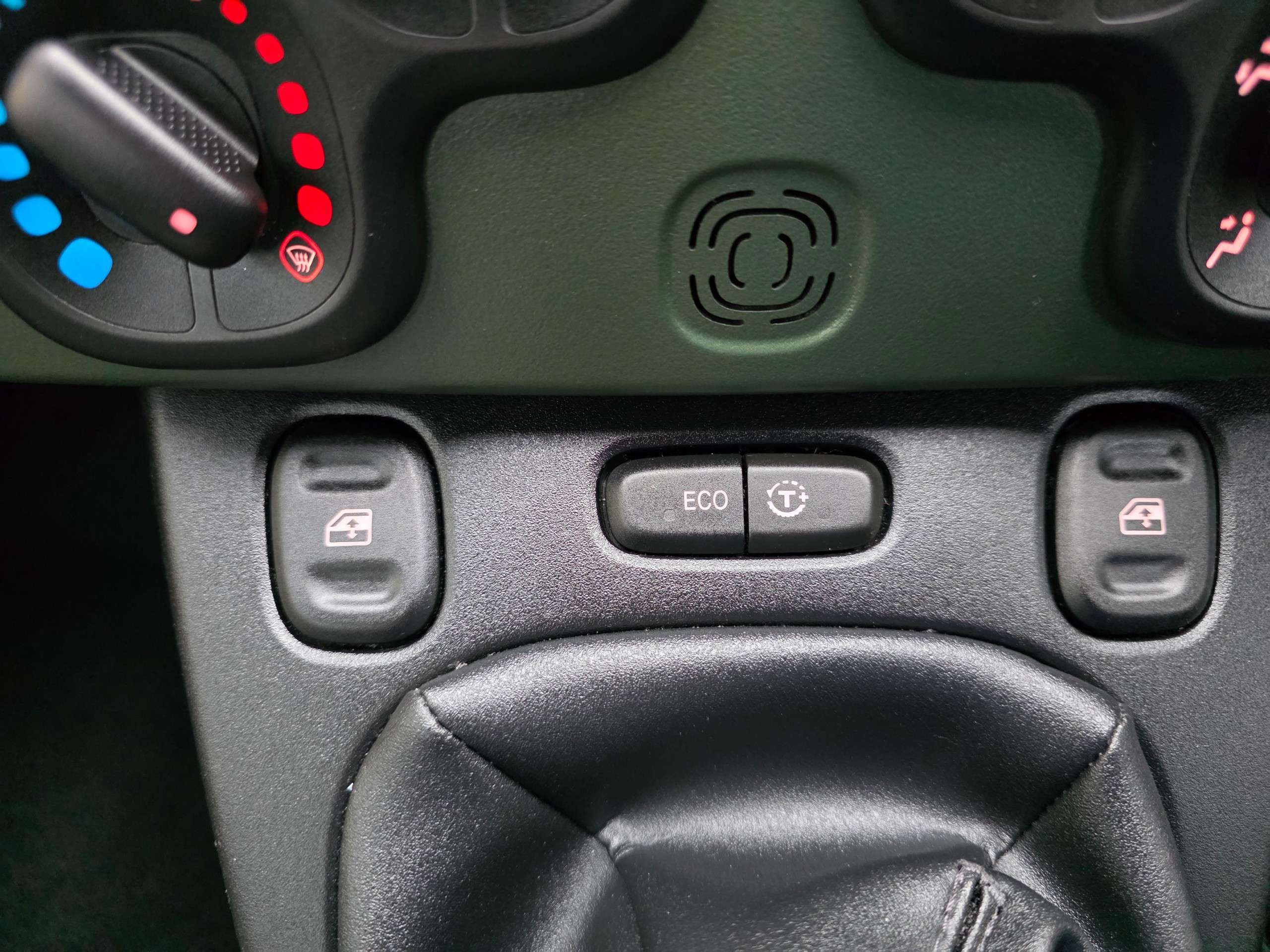 2014 FIAT PANDA 2014 FIAT PANDA