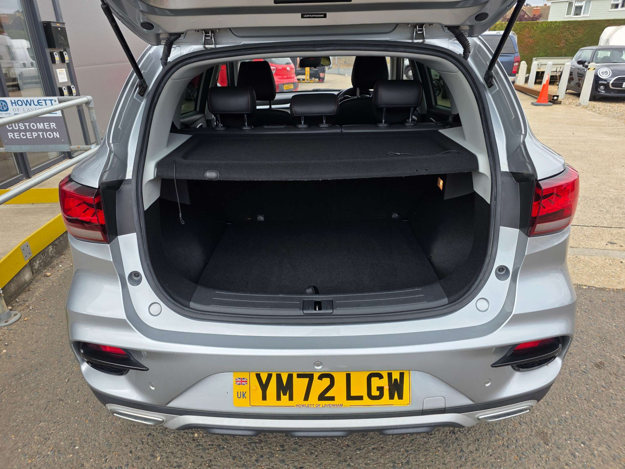 2023 MG ZS 2023 MG ZS