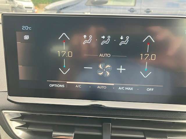 2022 PEUGEOT 3008 2022 PEUGEOT 3008