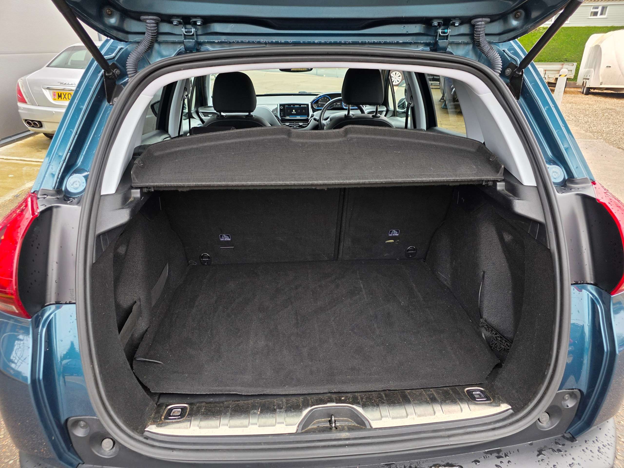 2018 PEUGEOT 2008 2018 PEUGEOT 2008