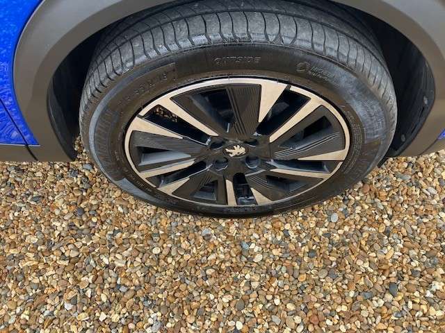 2021 PEUGEOT 2008 2021 PEUGEOT 2008