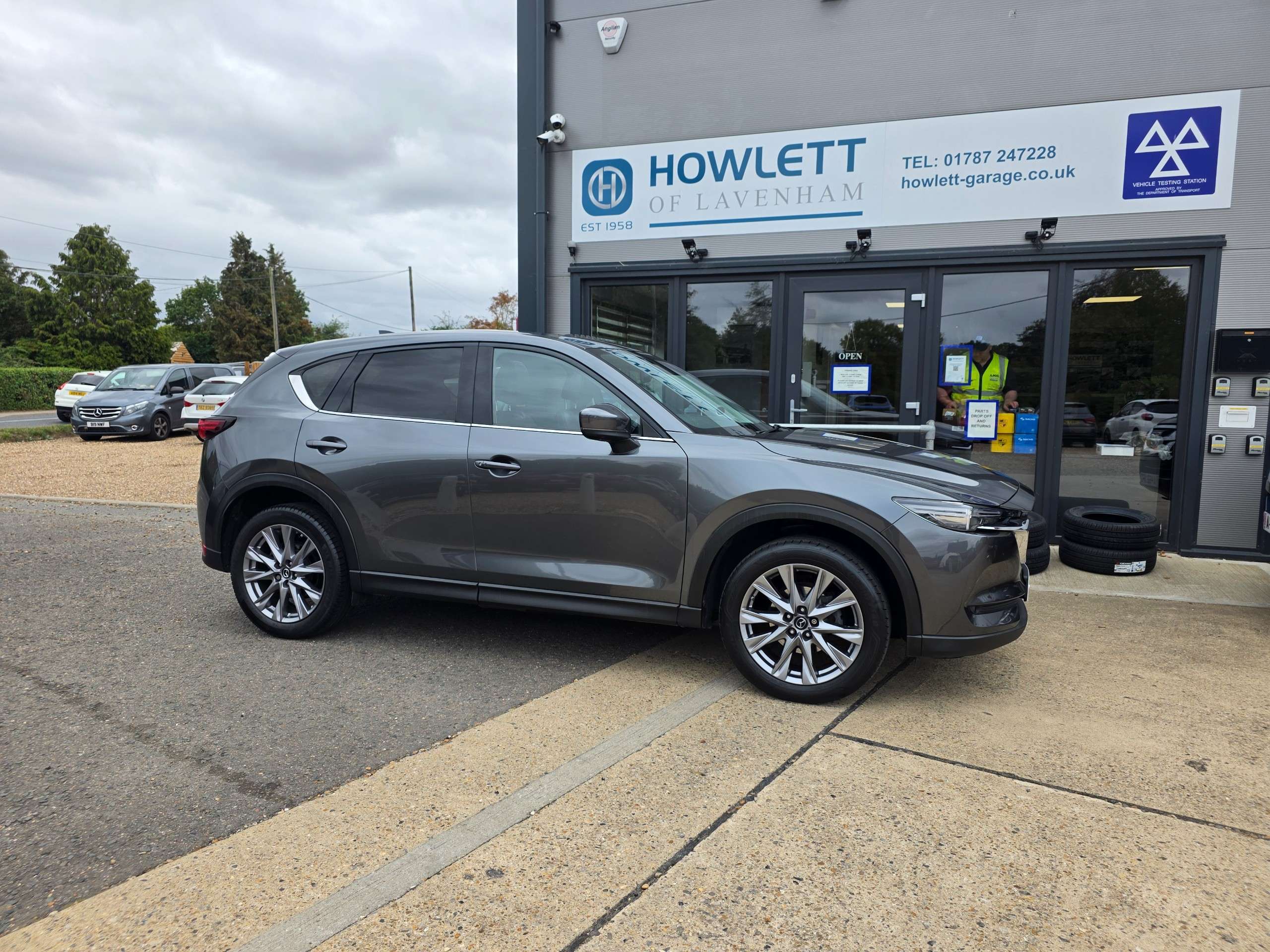 A 2021 MAZDA CX-5 2.0 SKYACTIV-G Sport SUV 5dr Petrol Manual Euro 6 (s/s) (165 ps) A 2021 MAZDA CX-5 2.0 SKYACTIV-G Sport SUV 5dr Petrol Manual Euro 6 (s/s) (165 ps)