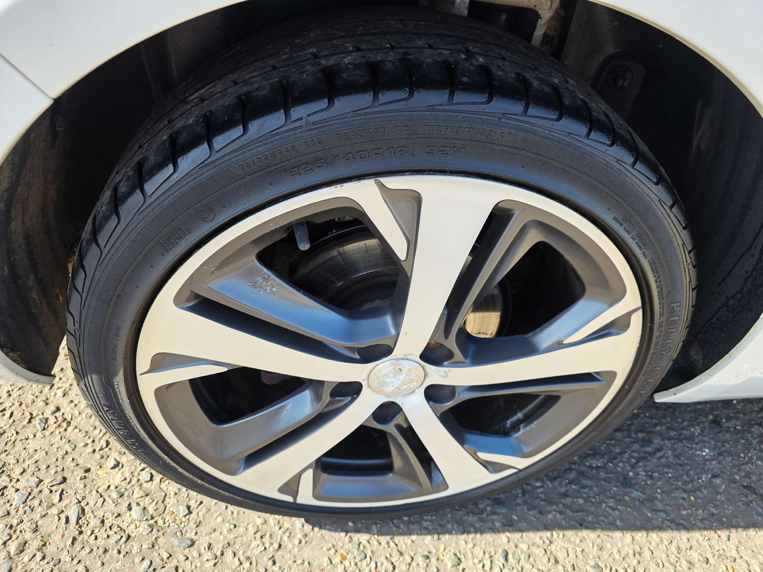 2016 PEUGEOT 308 2016 PEUGEOT 308