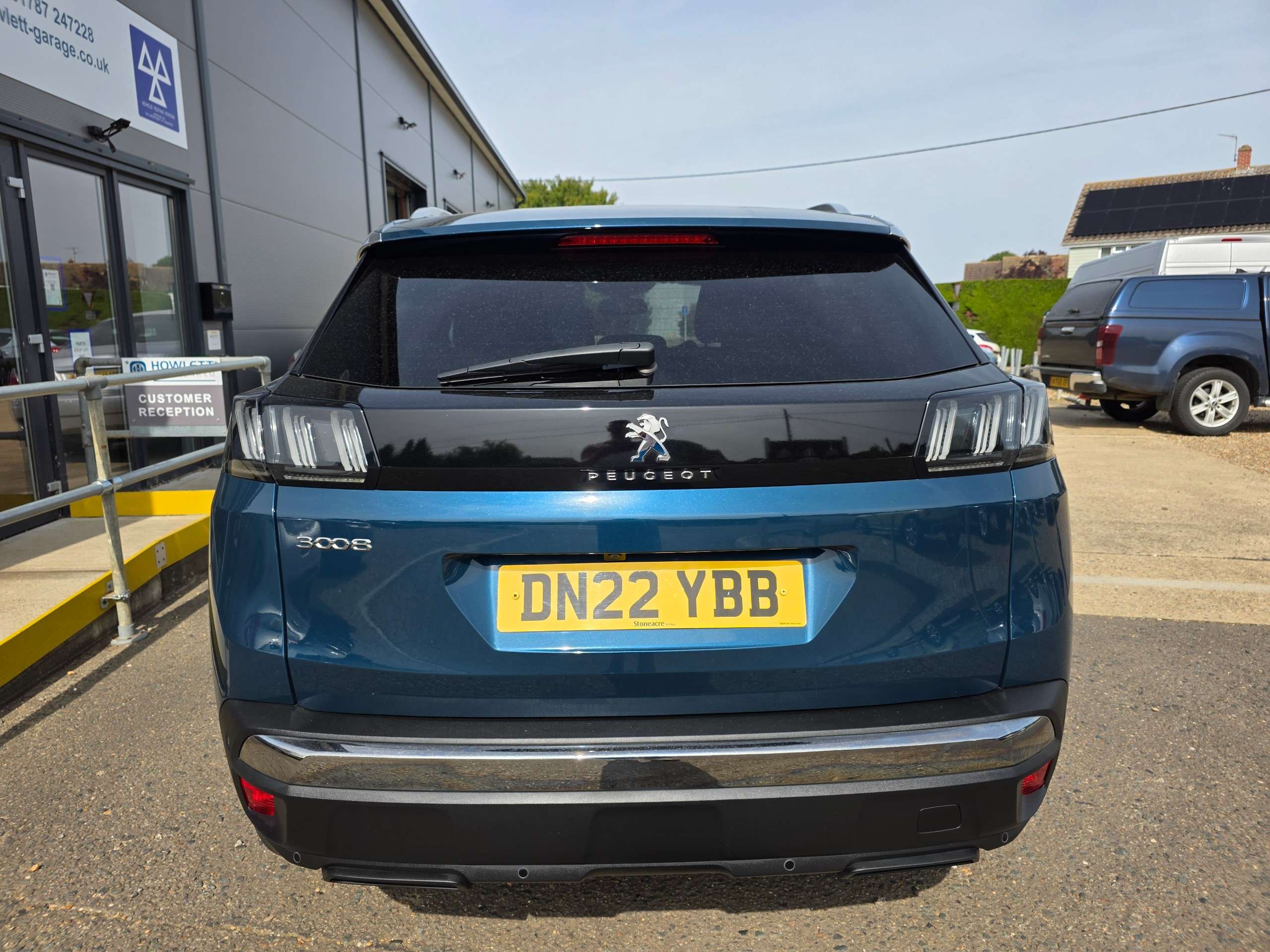 2022 PEUGEOT 3008 2022 PEUGEOT 3008