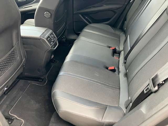 2022 PEUGEOT 3008 2022 PEUGEOT 3008