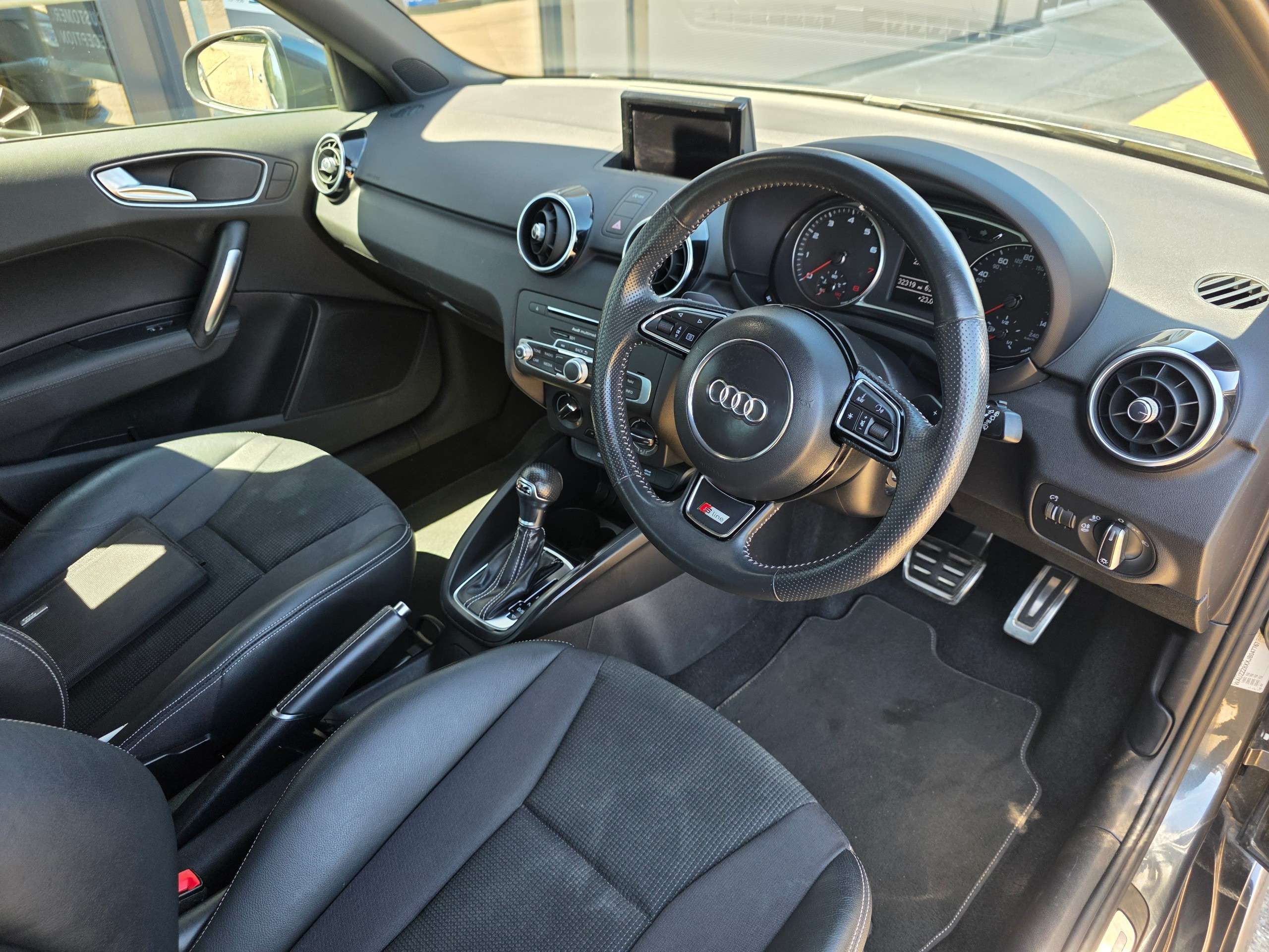 2018 AUDI A1 2018 AUDI A1