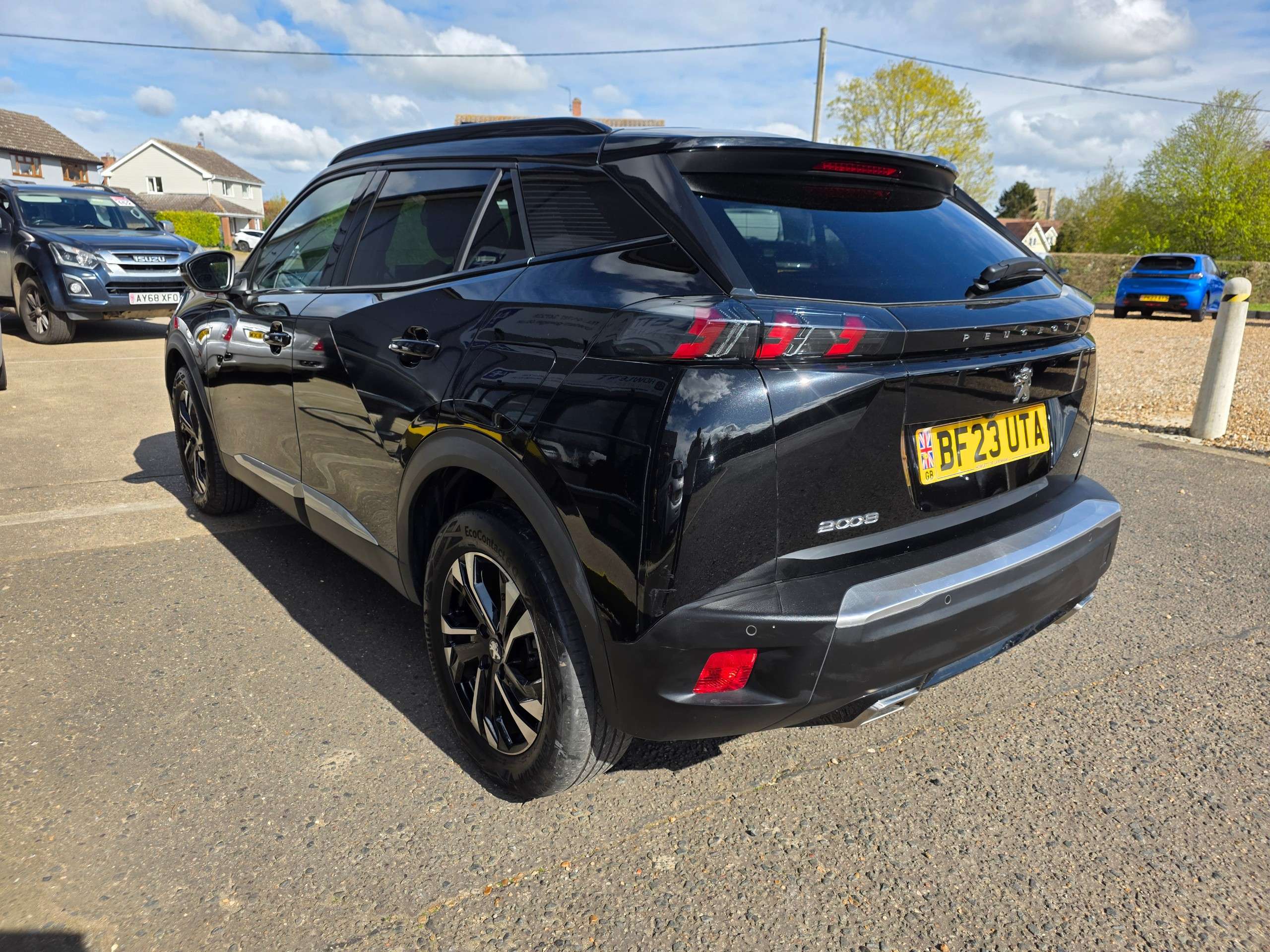 2023 PEUGEOT 2008 2023 PEUGEOT 2008