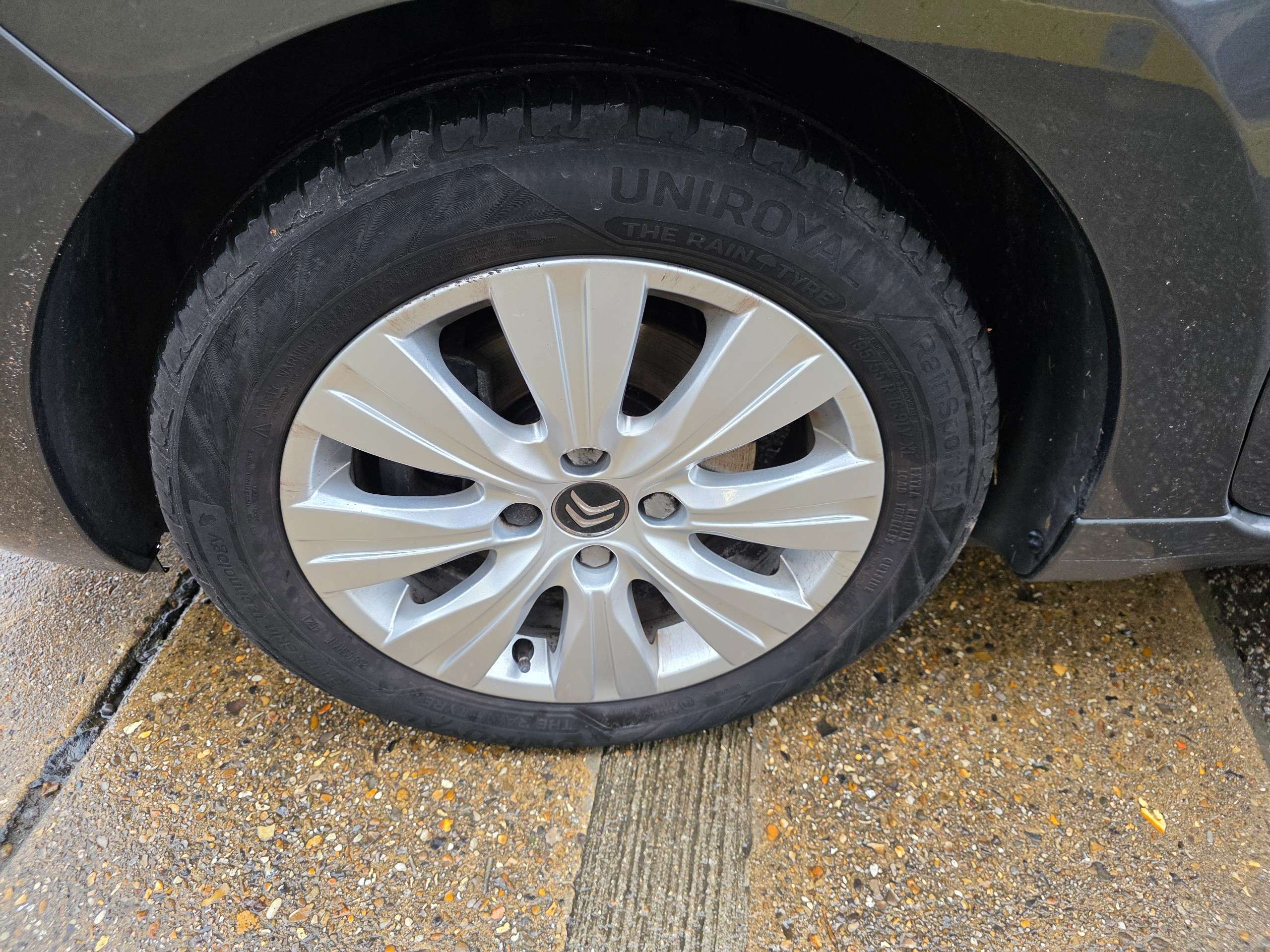 A 2014 CITROEN C3 PICASSO 1.6 VTi Exclusive MPV 5dr Petrol Manual Euro 5 (120 ps) A 2014 CITROEN C3 PICASSO 1.6 VTi Exclusive MPV 5dr Petrol Manual Euro 5 (120 ps)