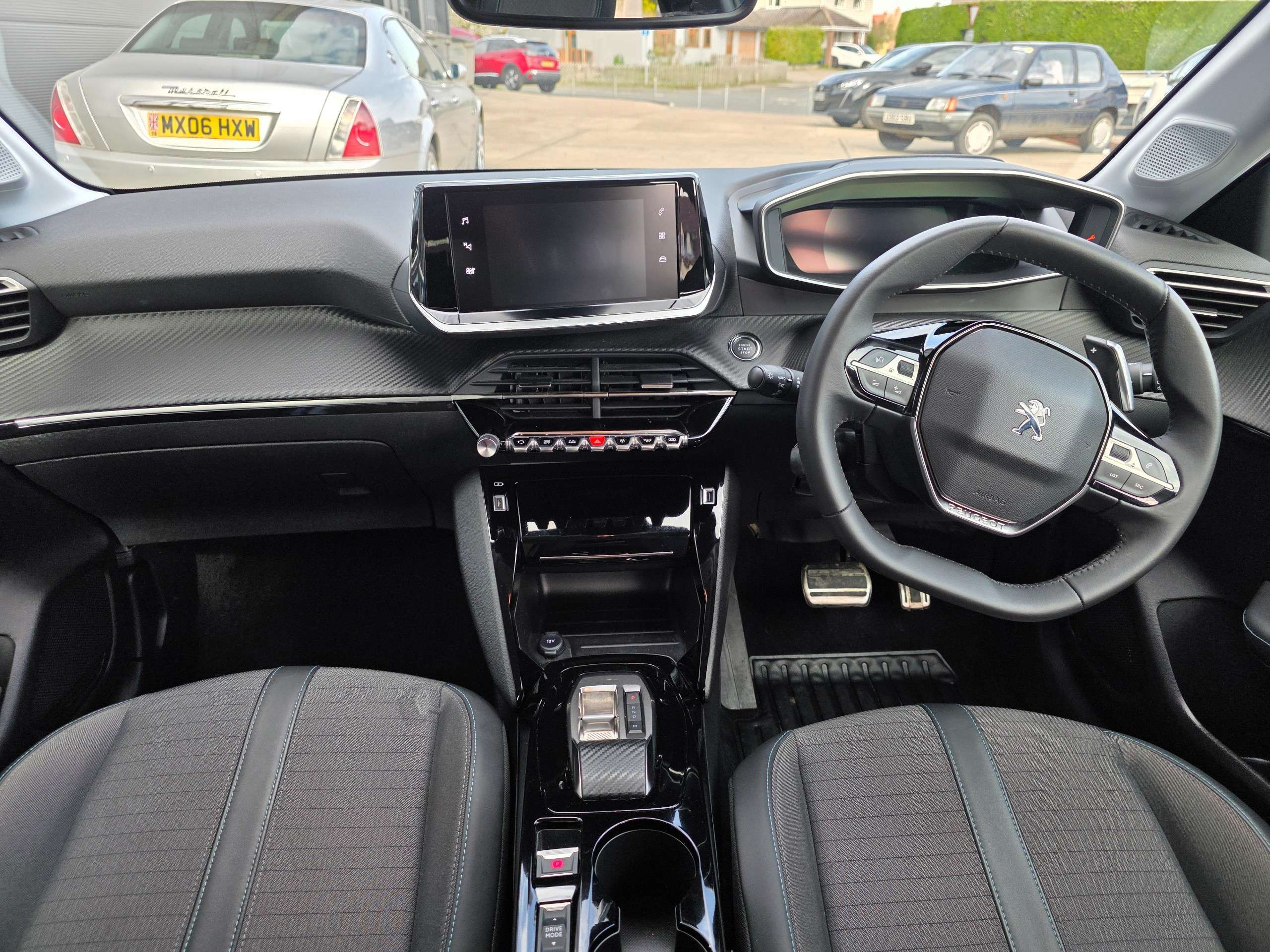 2023 PEUGEOT 208 2023 PEUGEOT 208